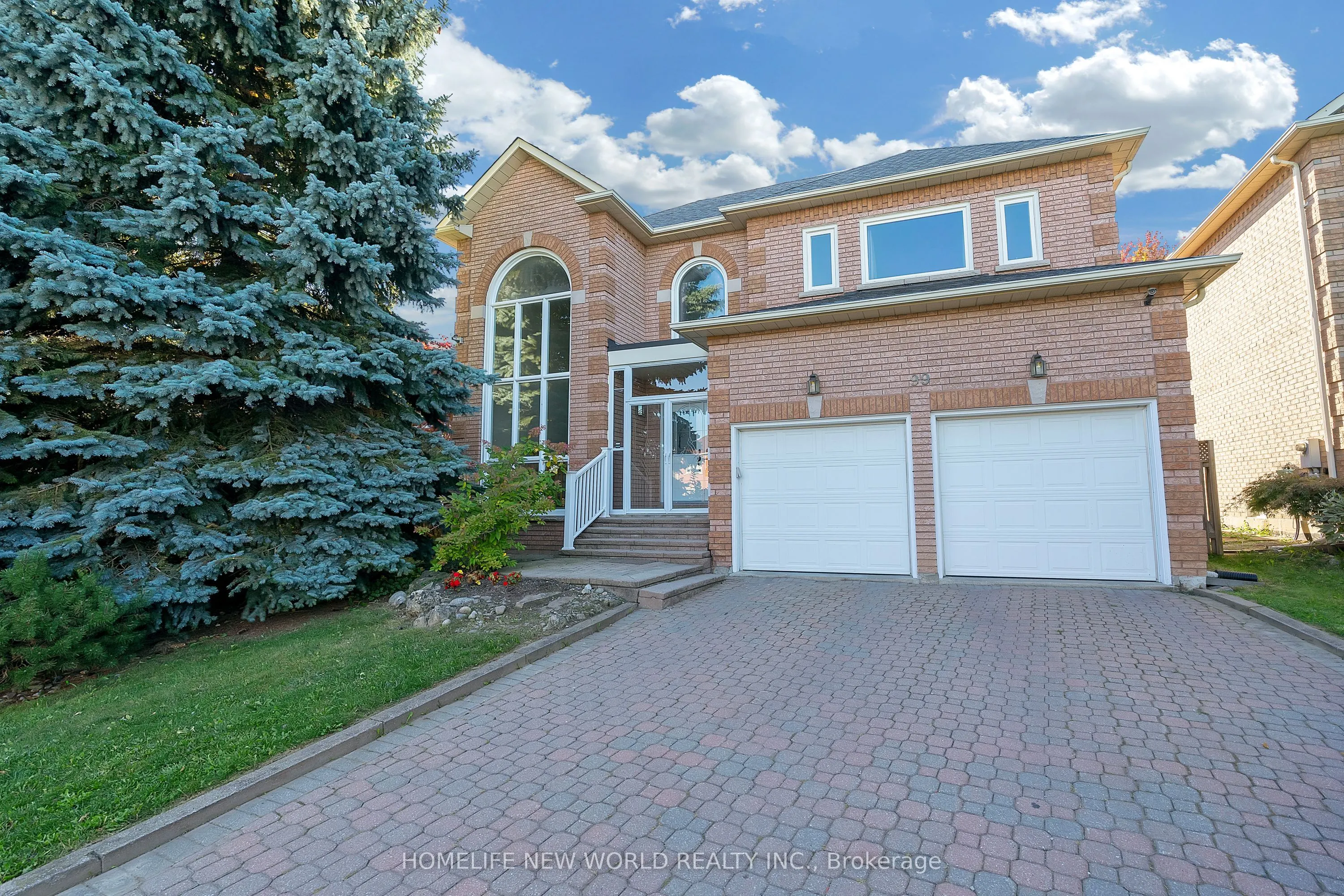 99 Clarendon Drive