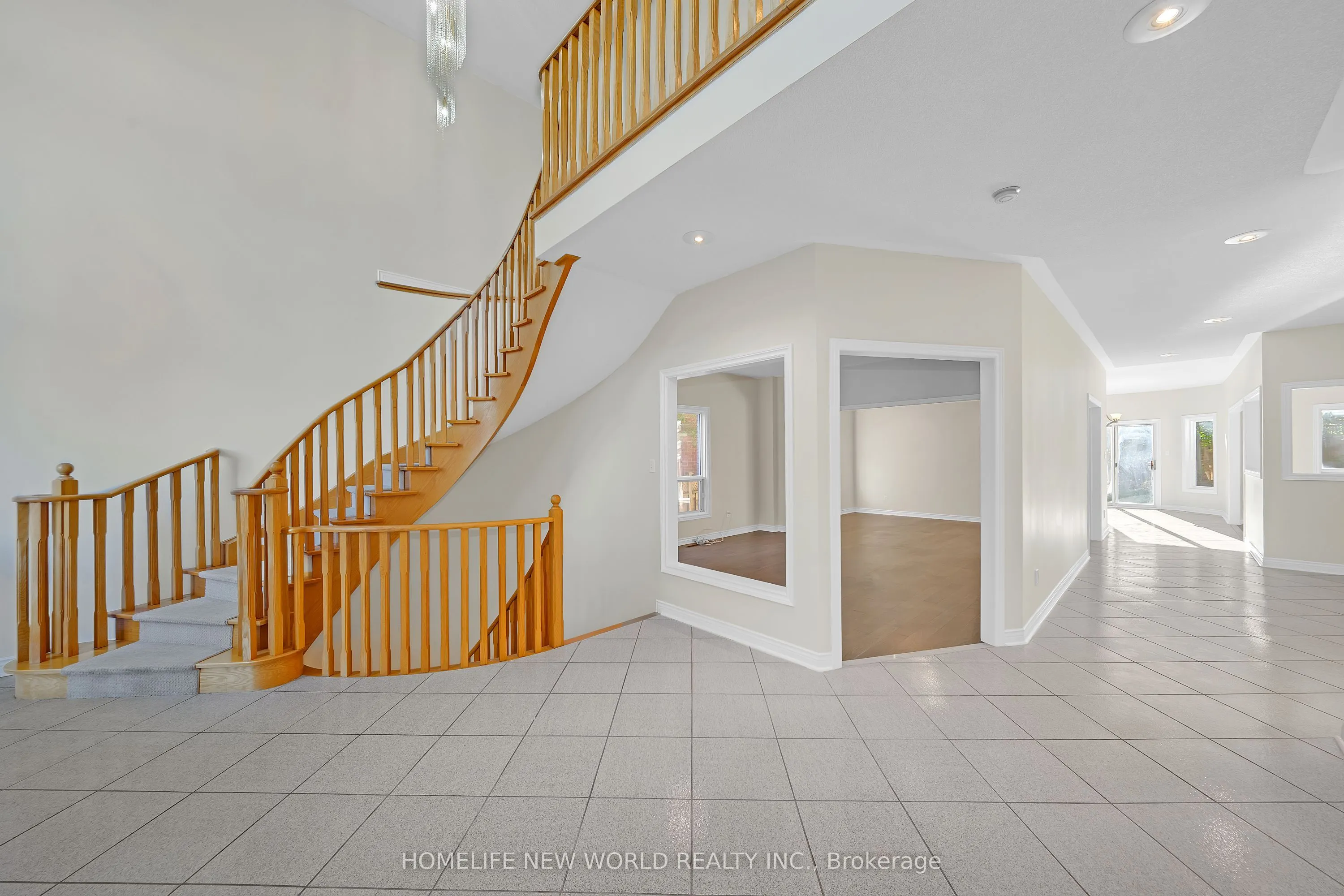 99 Clarendon Drive