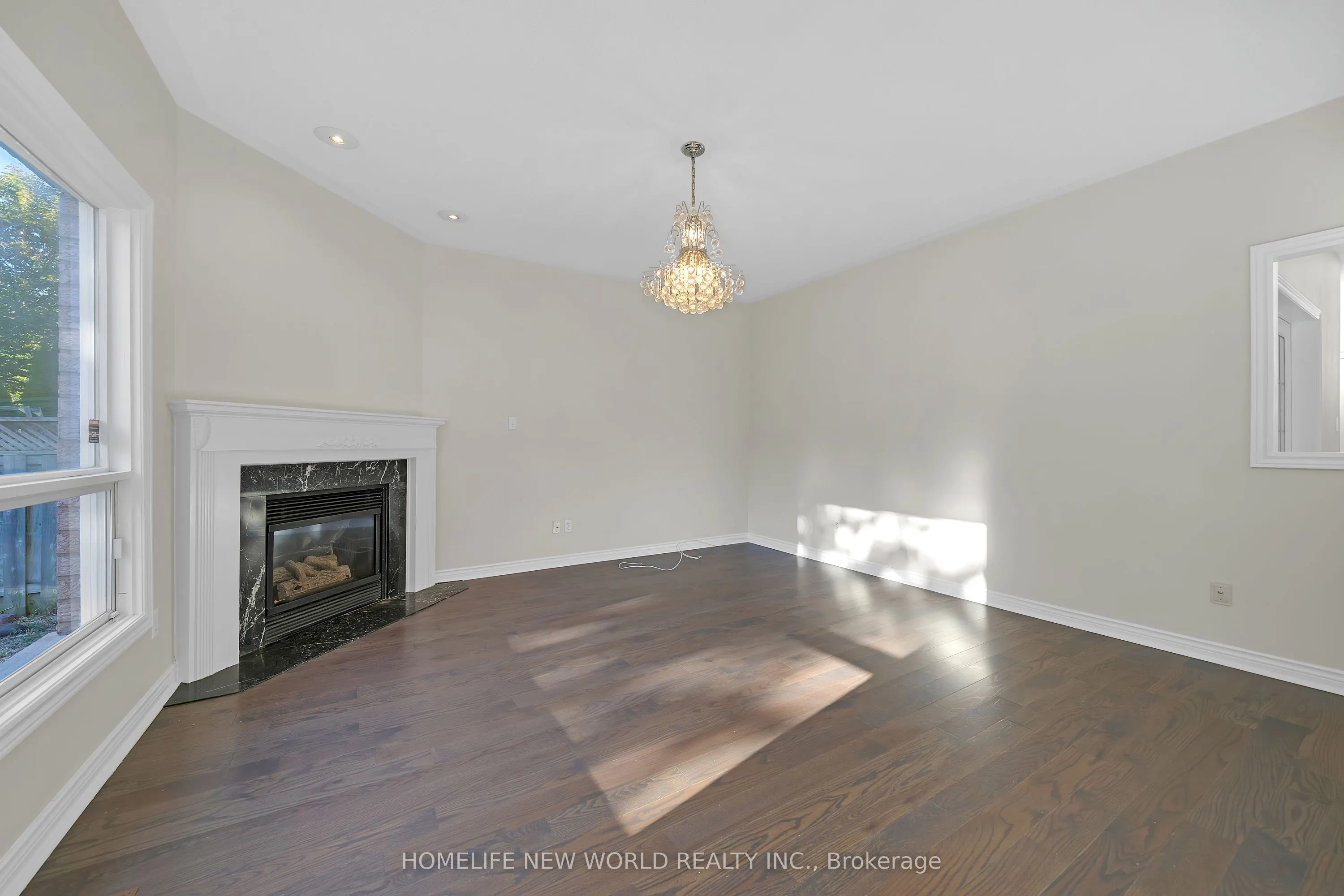 99 Clarendon Drive