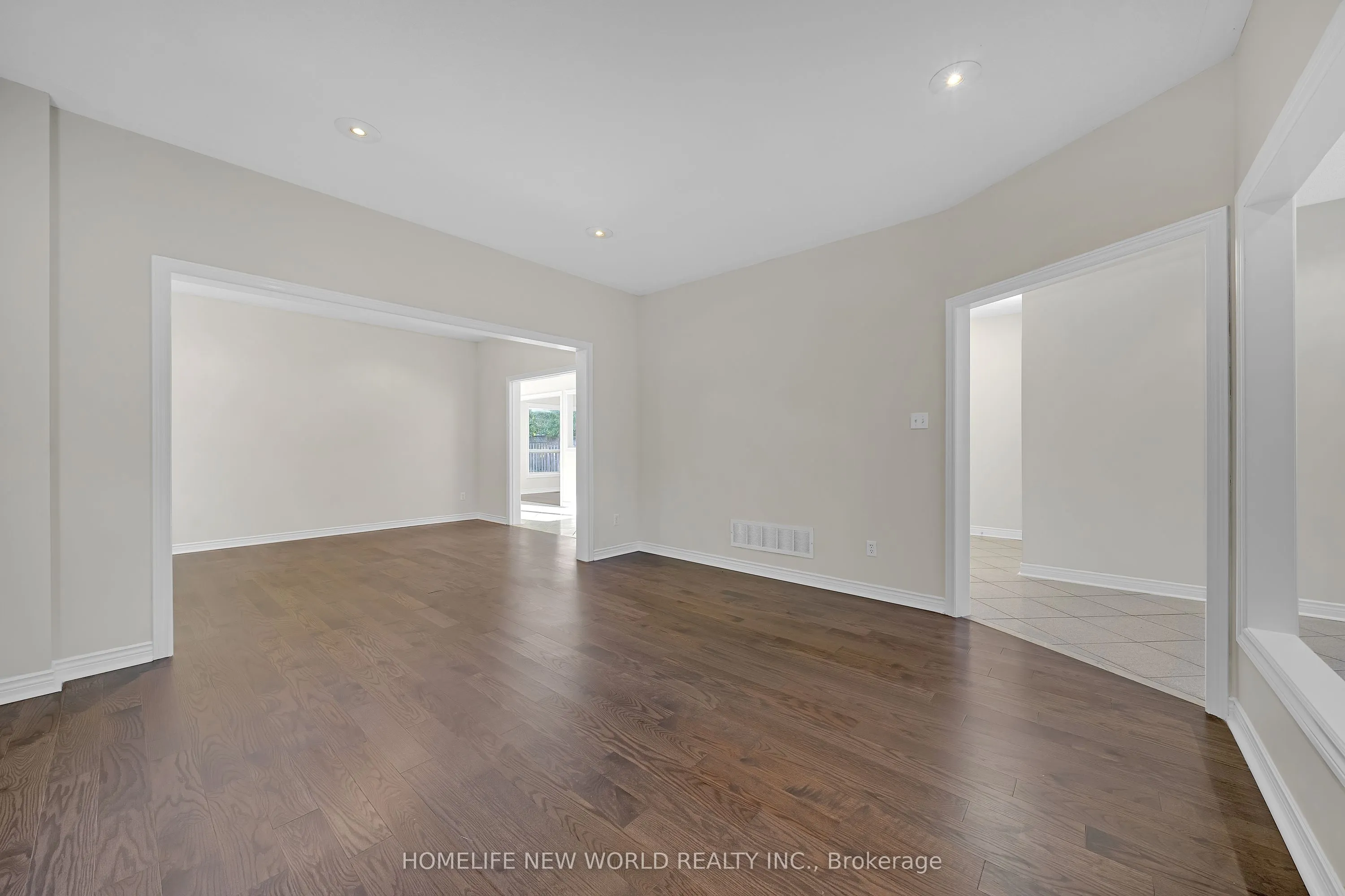 99 Clarendon Drive