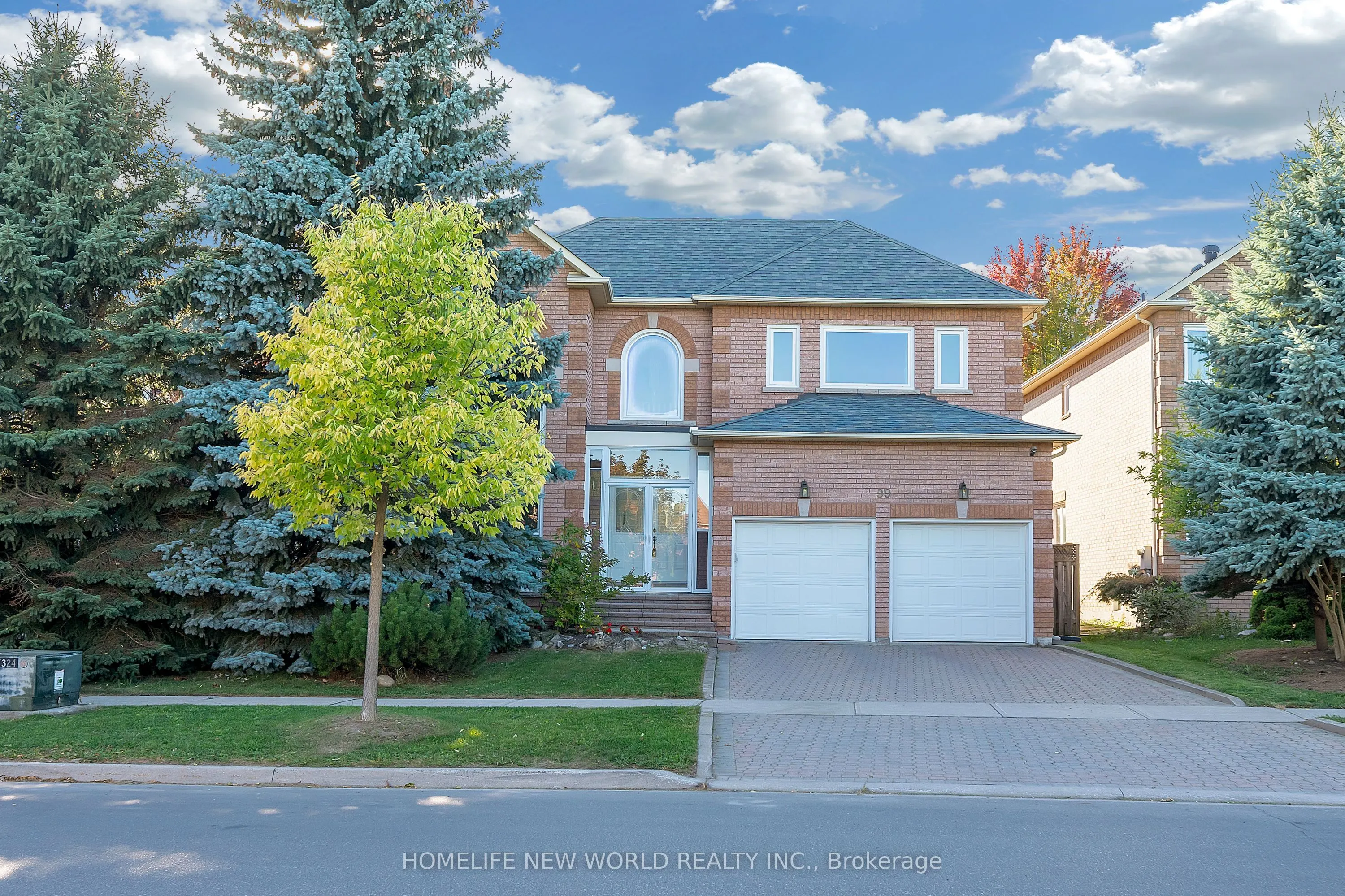 99 Clarendon Drive