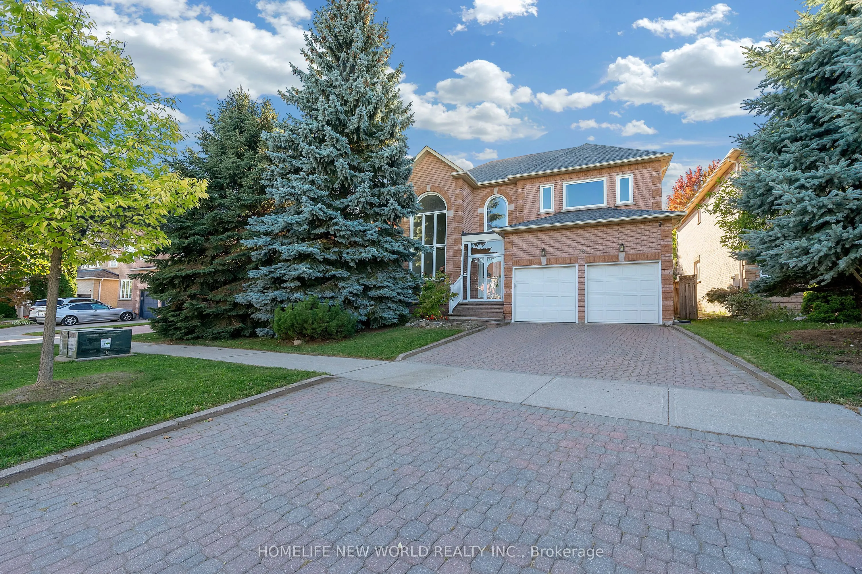 99 Clarendon Drive
