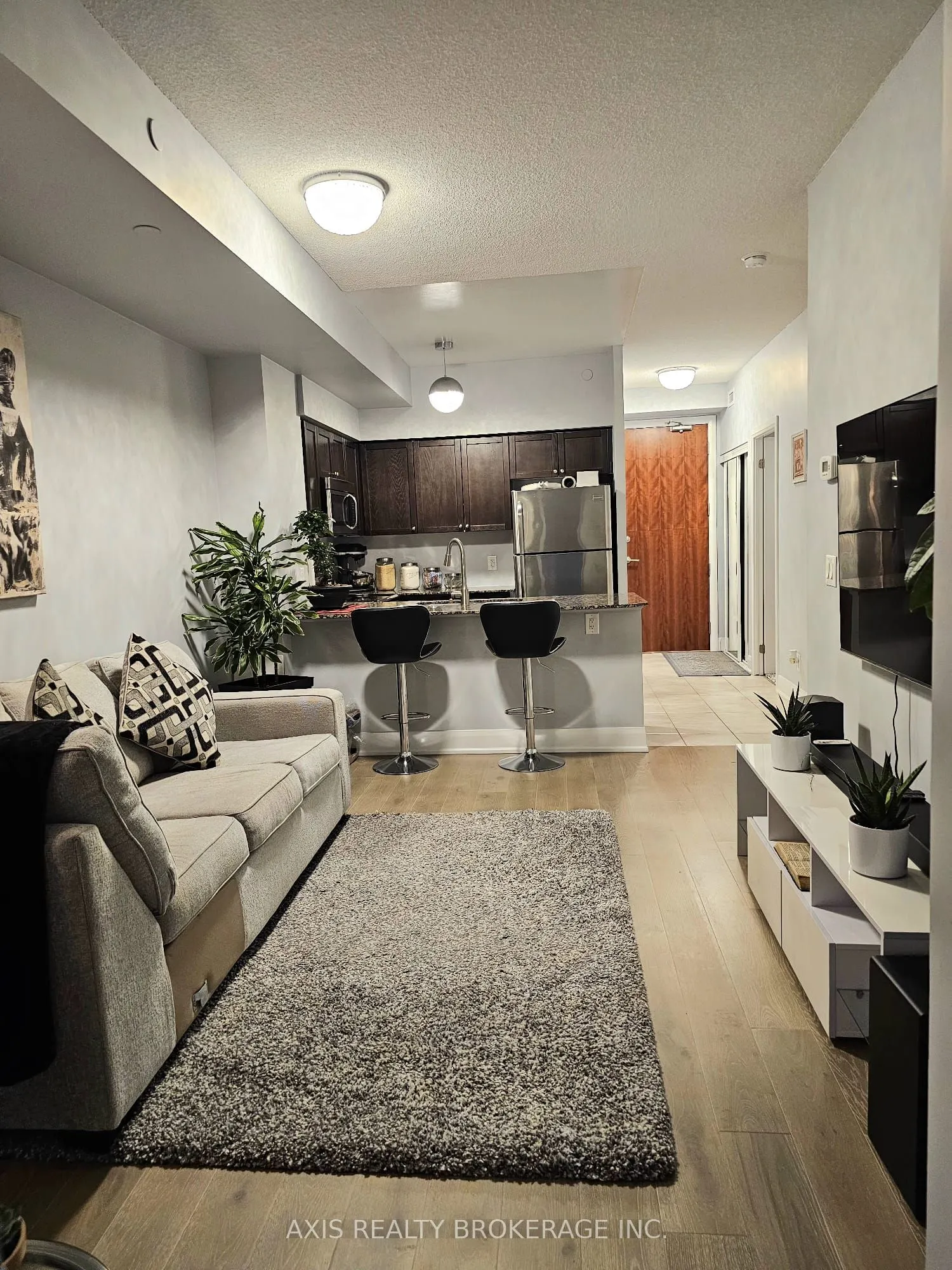 4700 Highway 7, #321