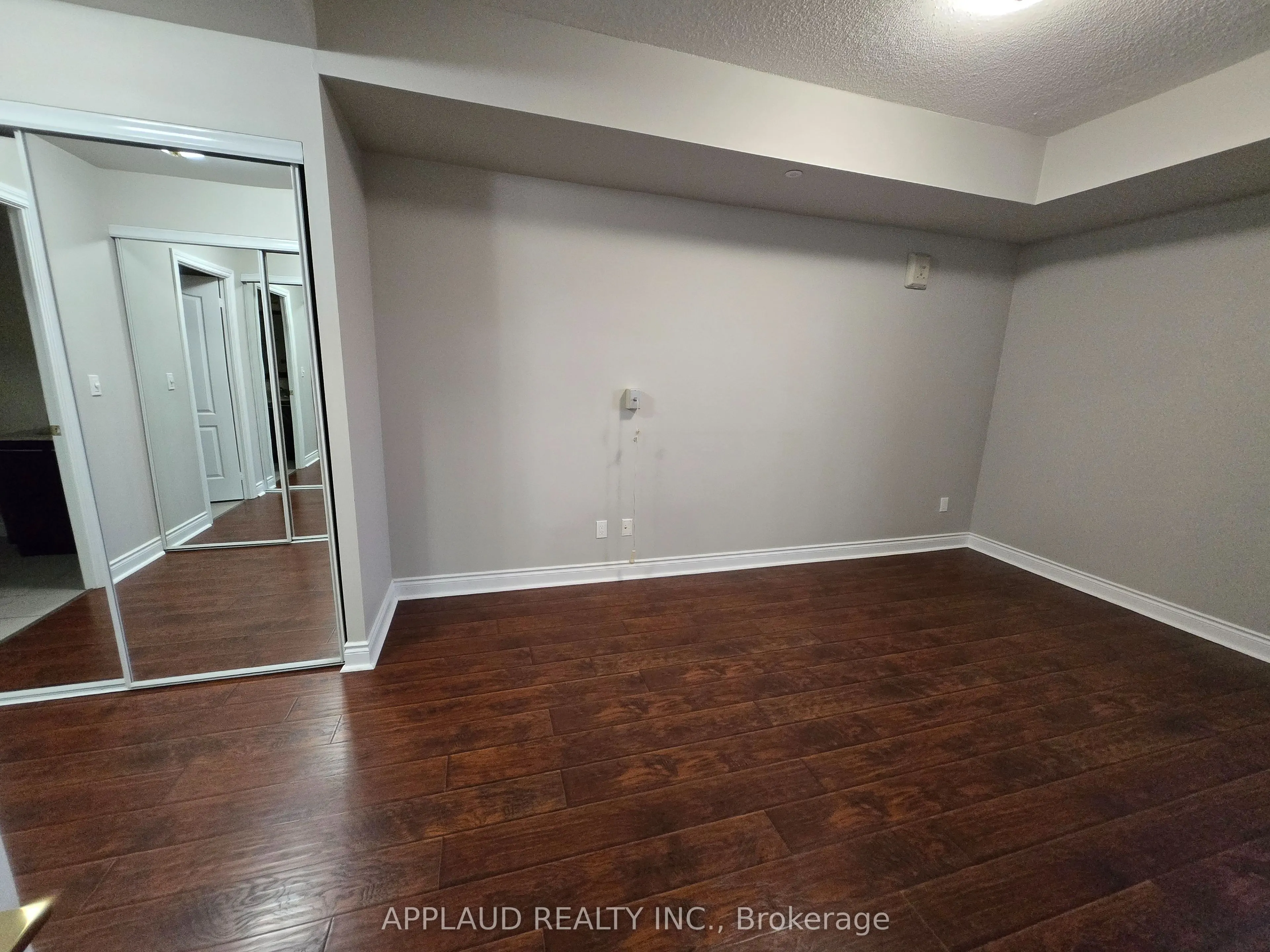 11211 Yonge Street, #B652