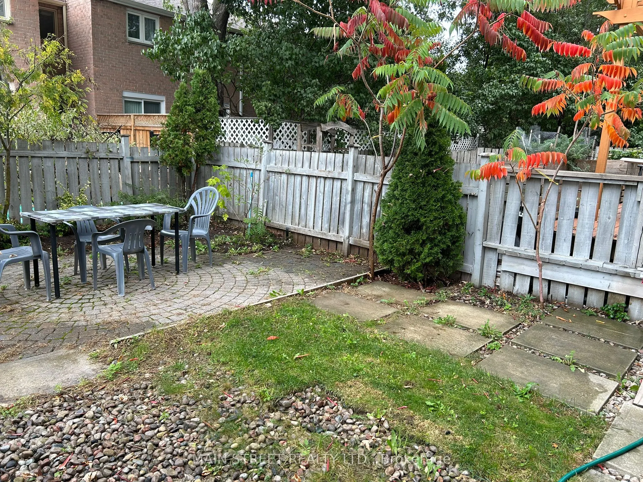 156 Observatory Lane