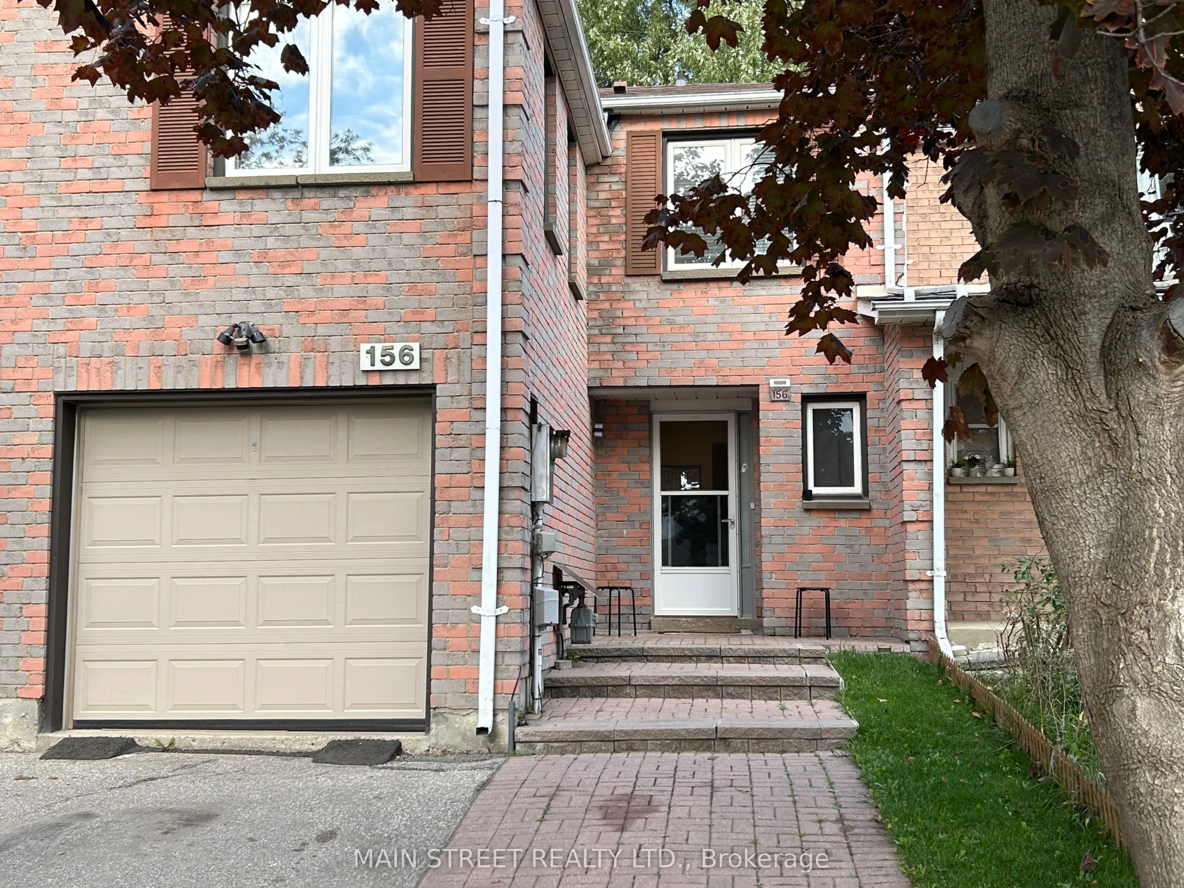156 Observatory Lane