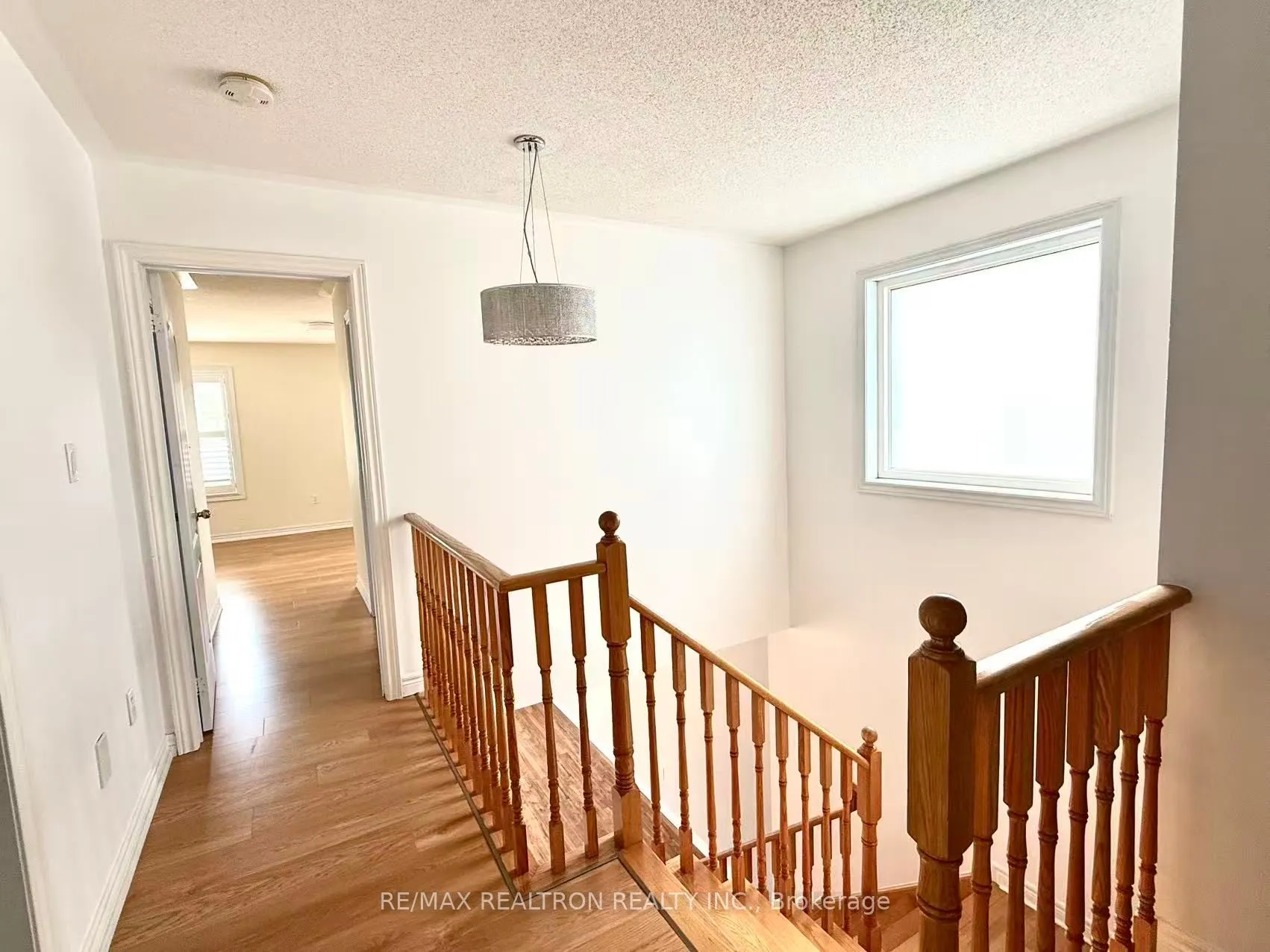 165 Warwick Crescent, #Main and Upper