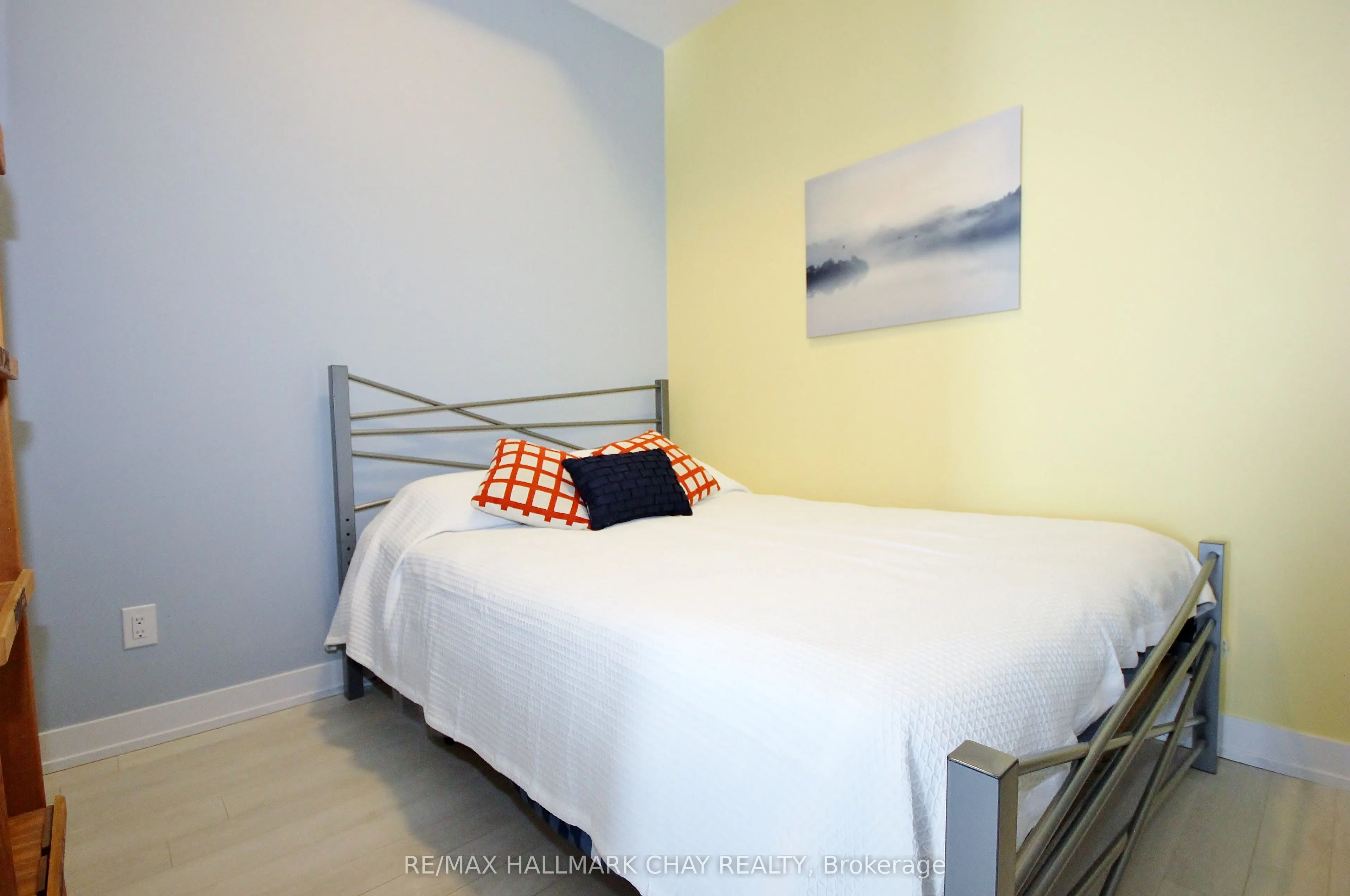 275 BROWARD Way, #60