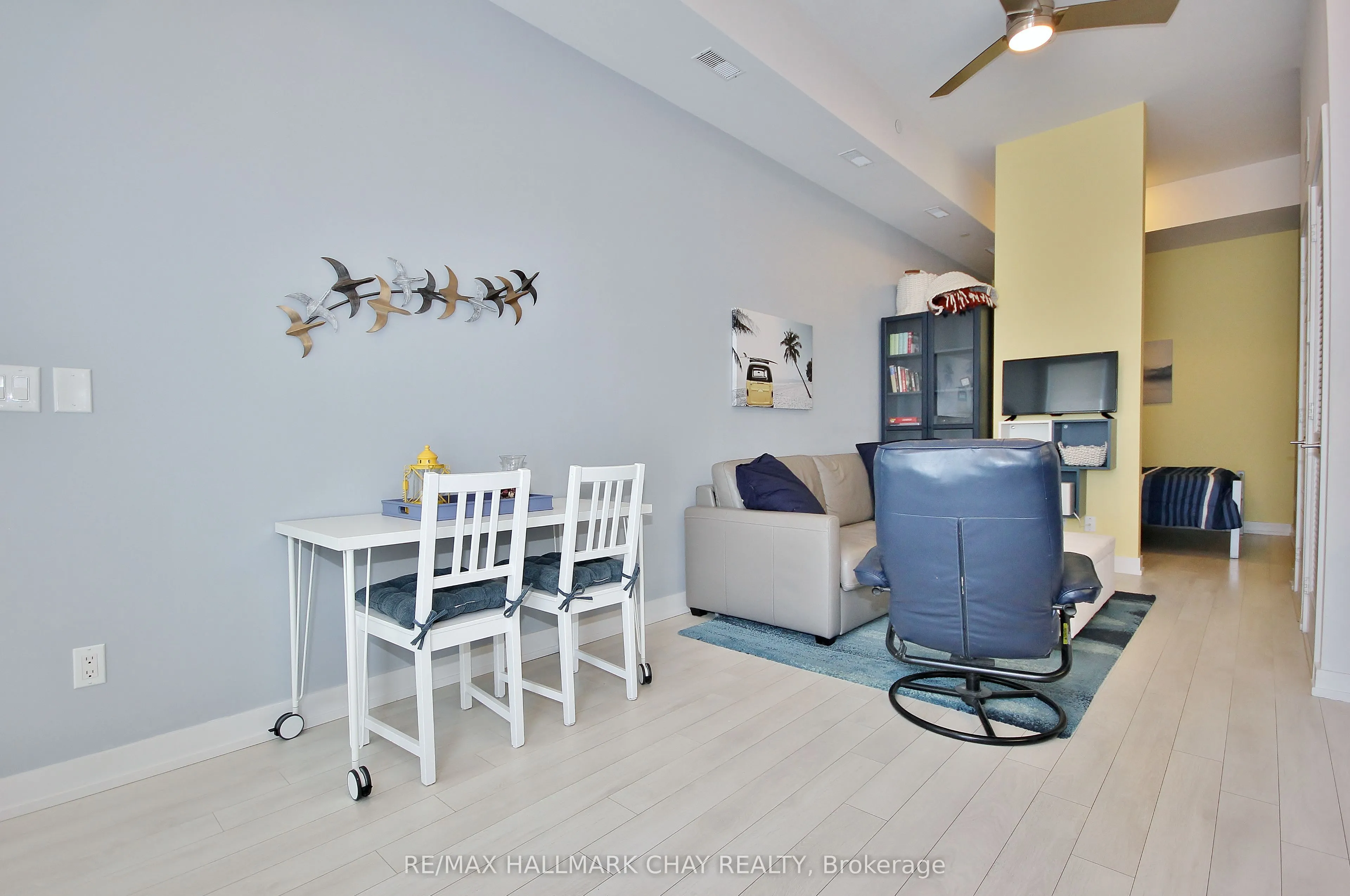275 BROWARD Way, #60