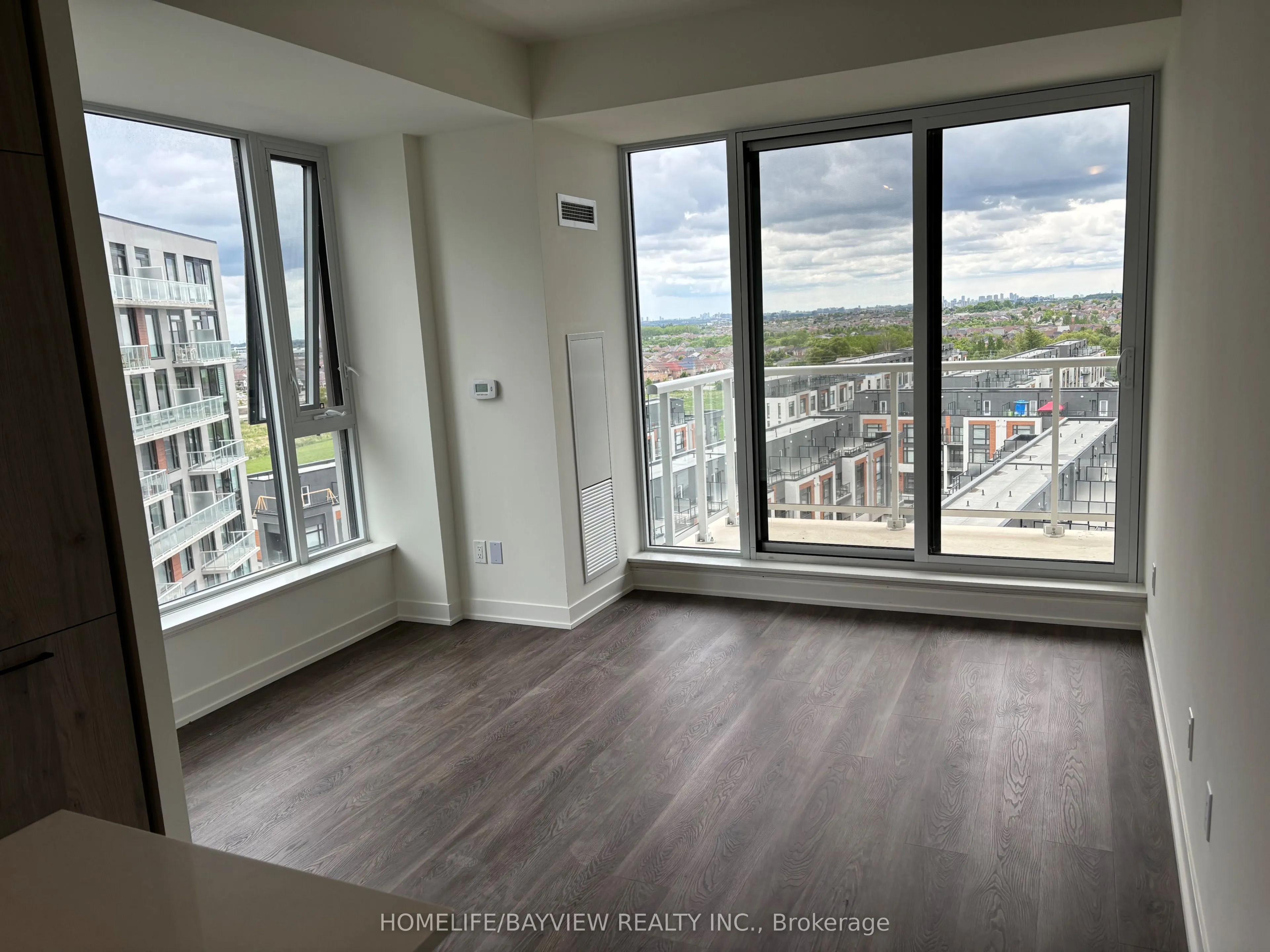 2 David Eyer Road, #930