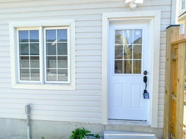 16 Arthur Dixon Street, #Coachhouse