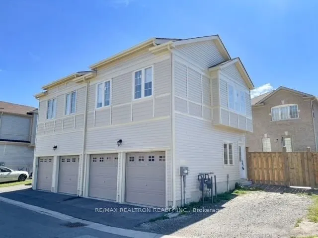 16 Arthur Dixon Street, #Coachhouse