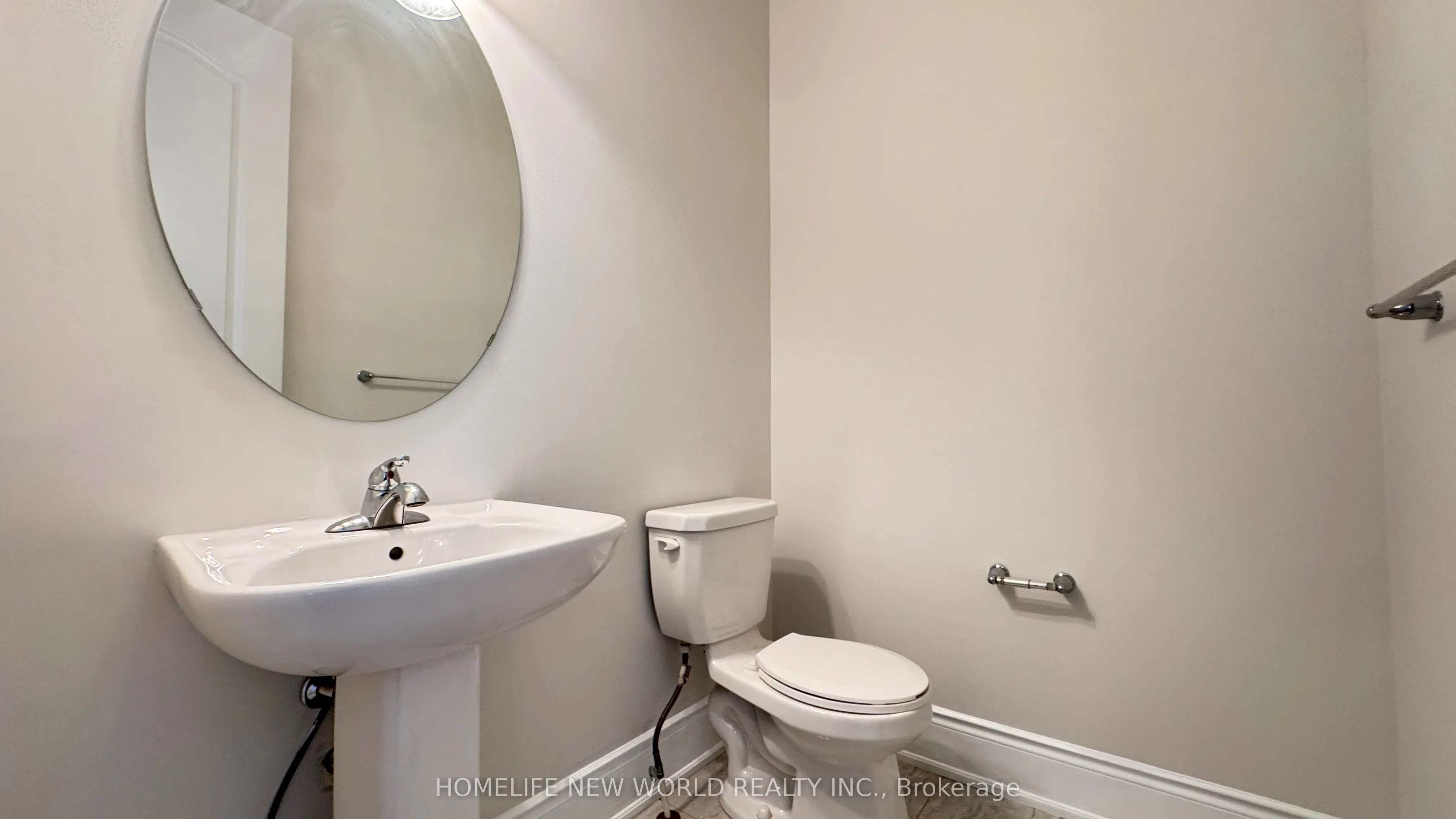 10 Ken Sinclair Crescent