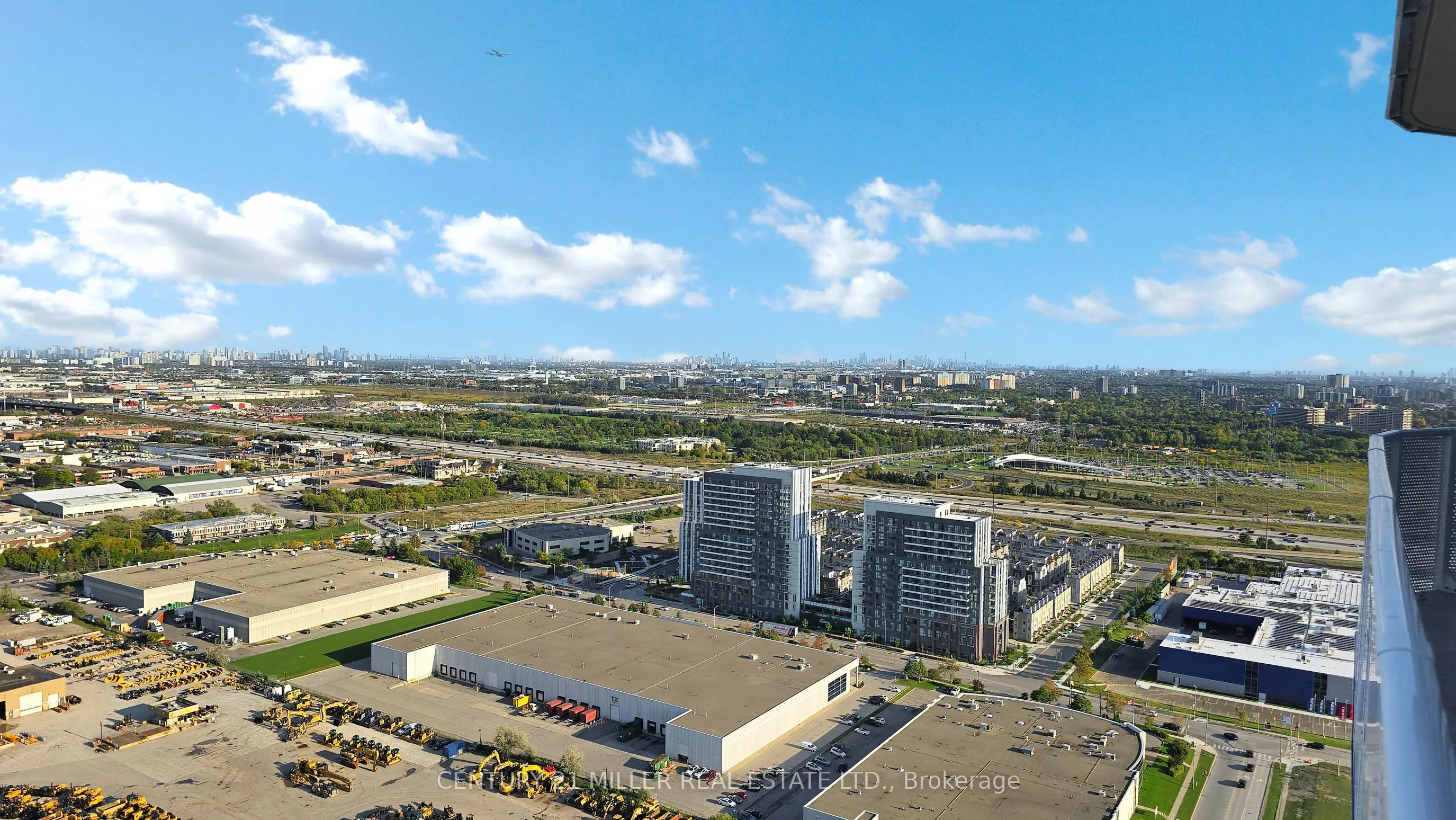 28 Interchange Way, #4308