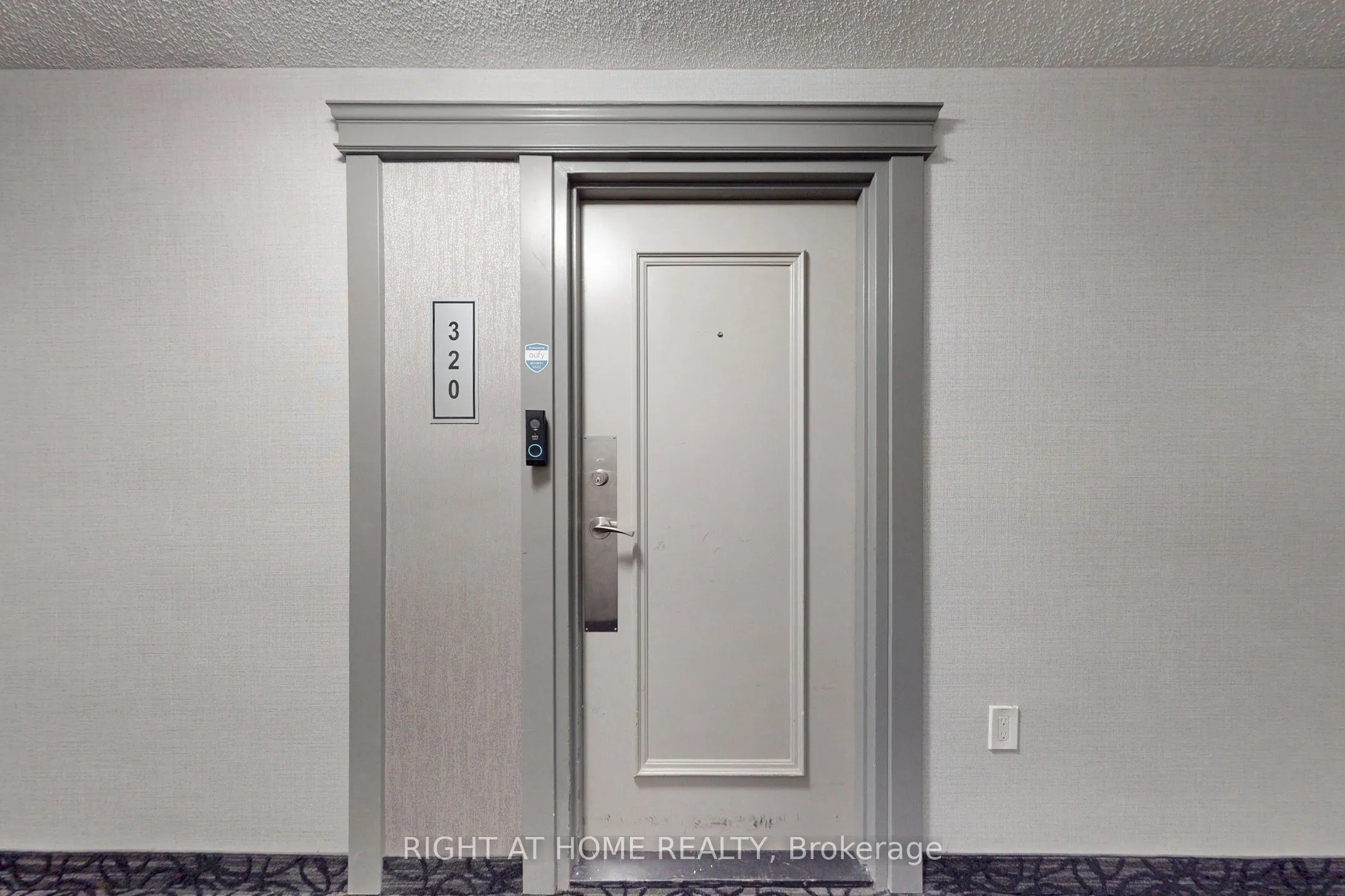 16 Elgin Street, #320