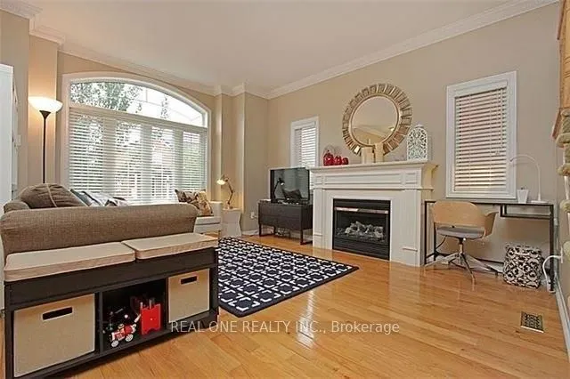 78 Bassett Avenue