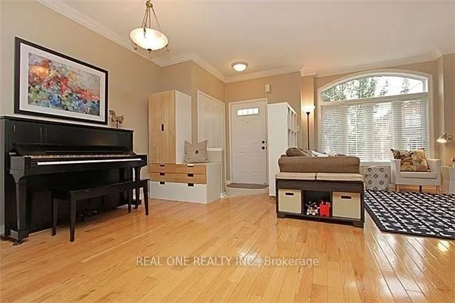 78 Bassett Avenue