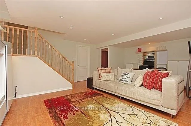 78 Bassett Avenue