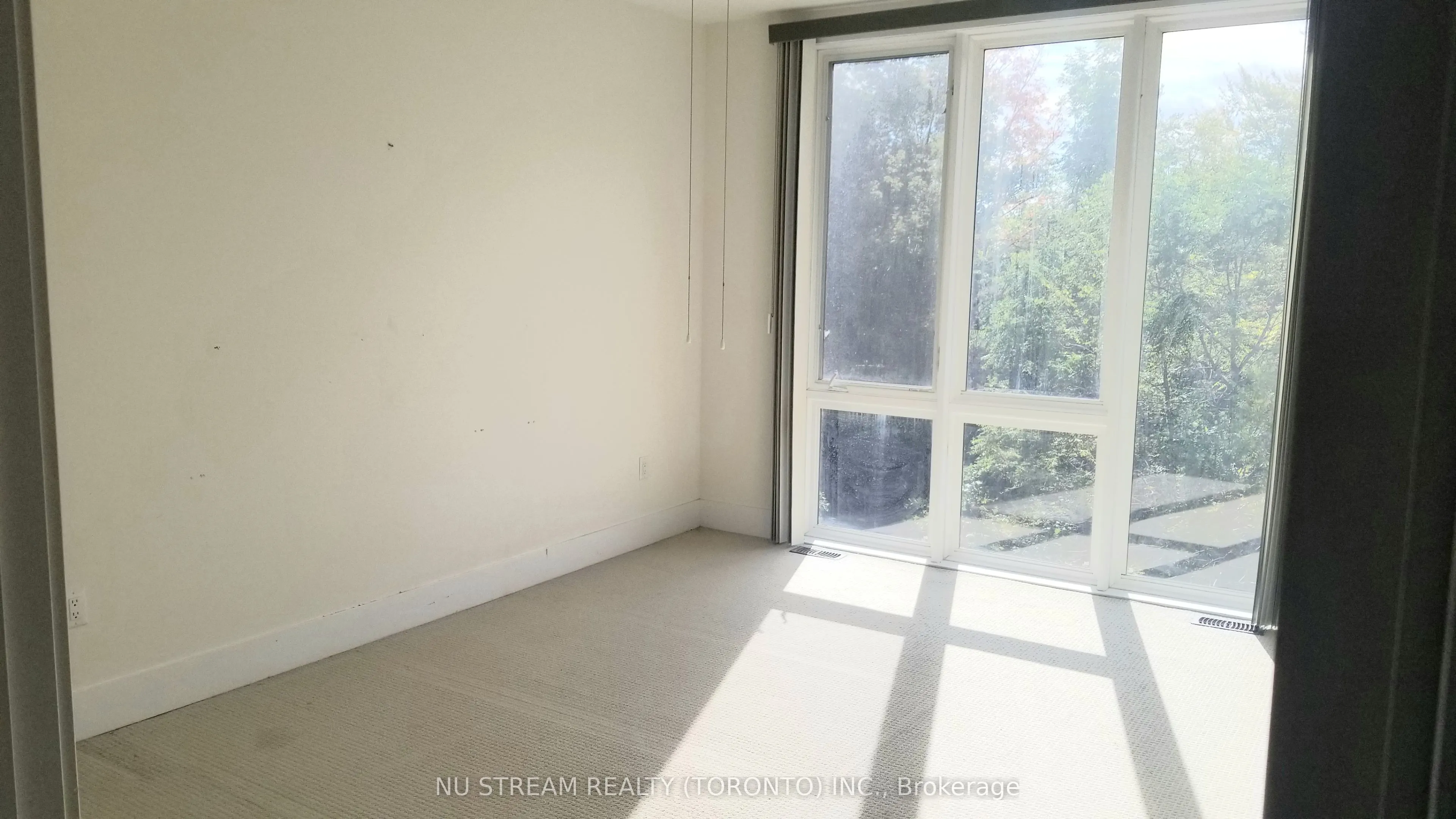 48 Crestridge Drive