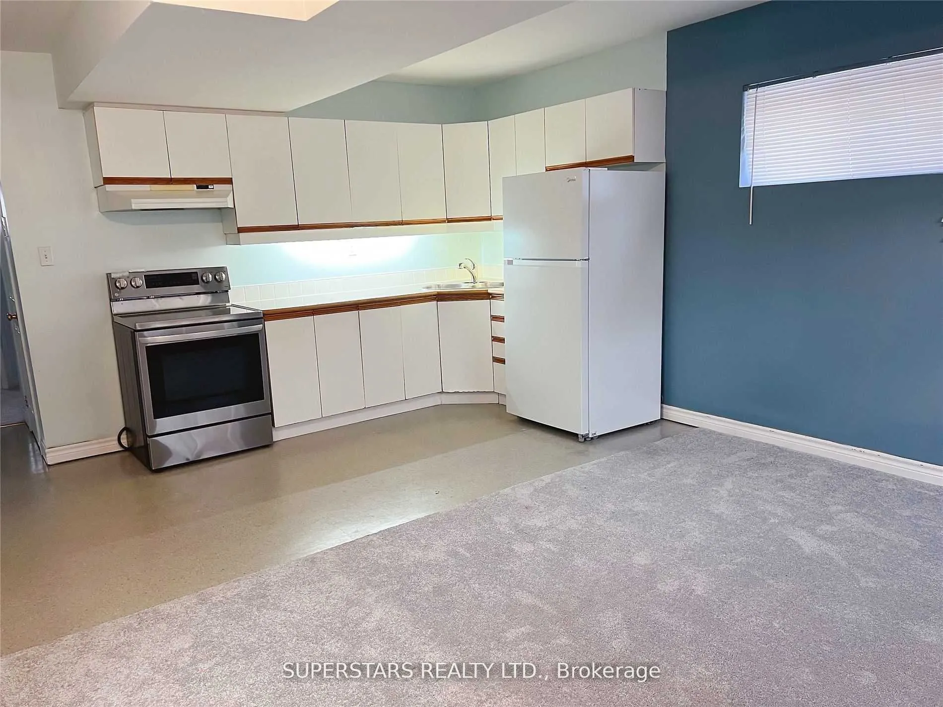 276 Parkwood Avenue, #Bsmt