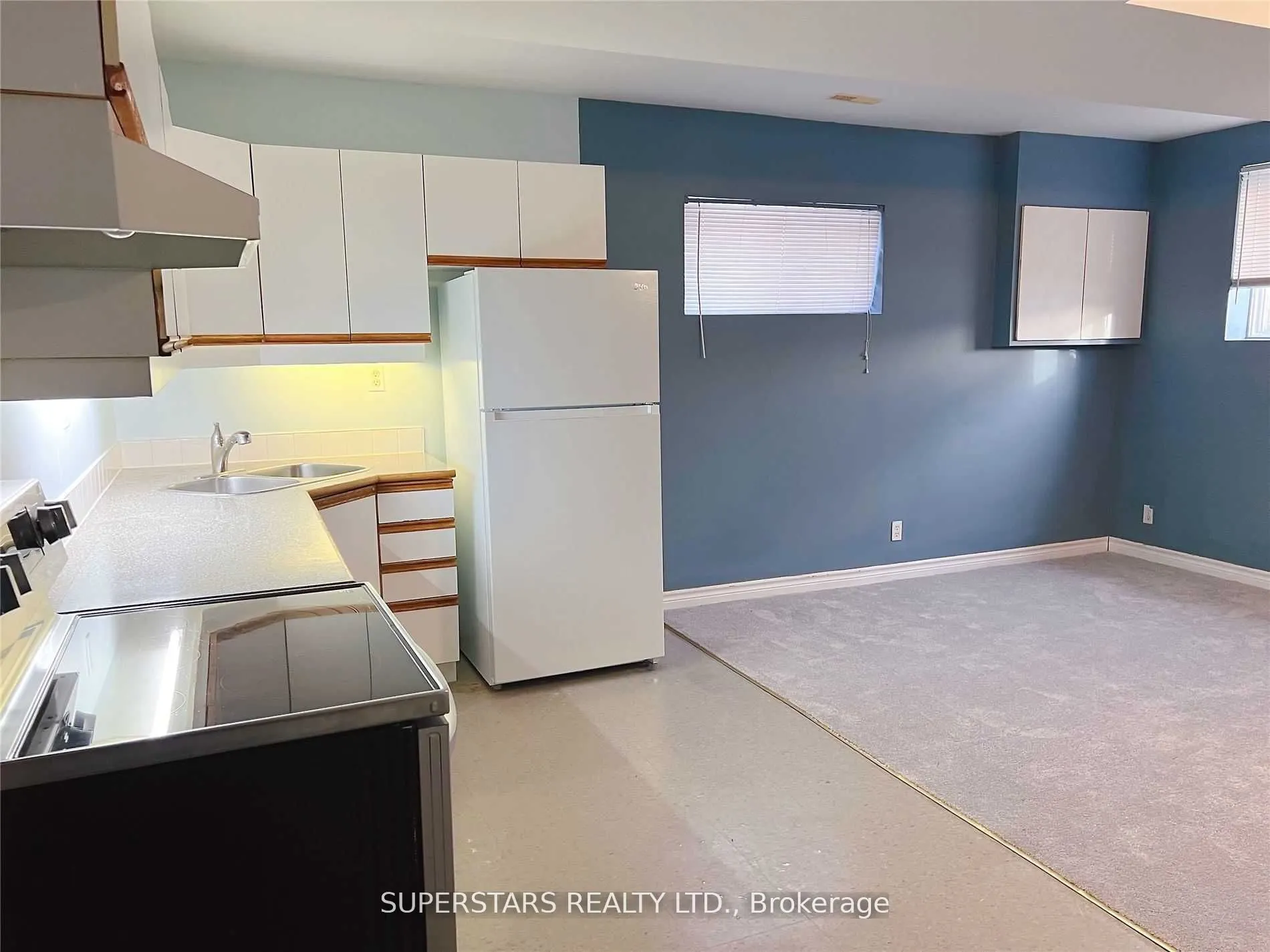 276 Parkwood Avenue, #Bsmt