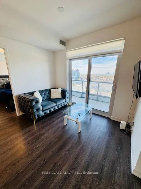 7950 BATHURST Street, #1201