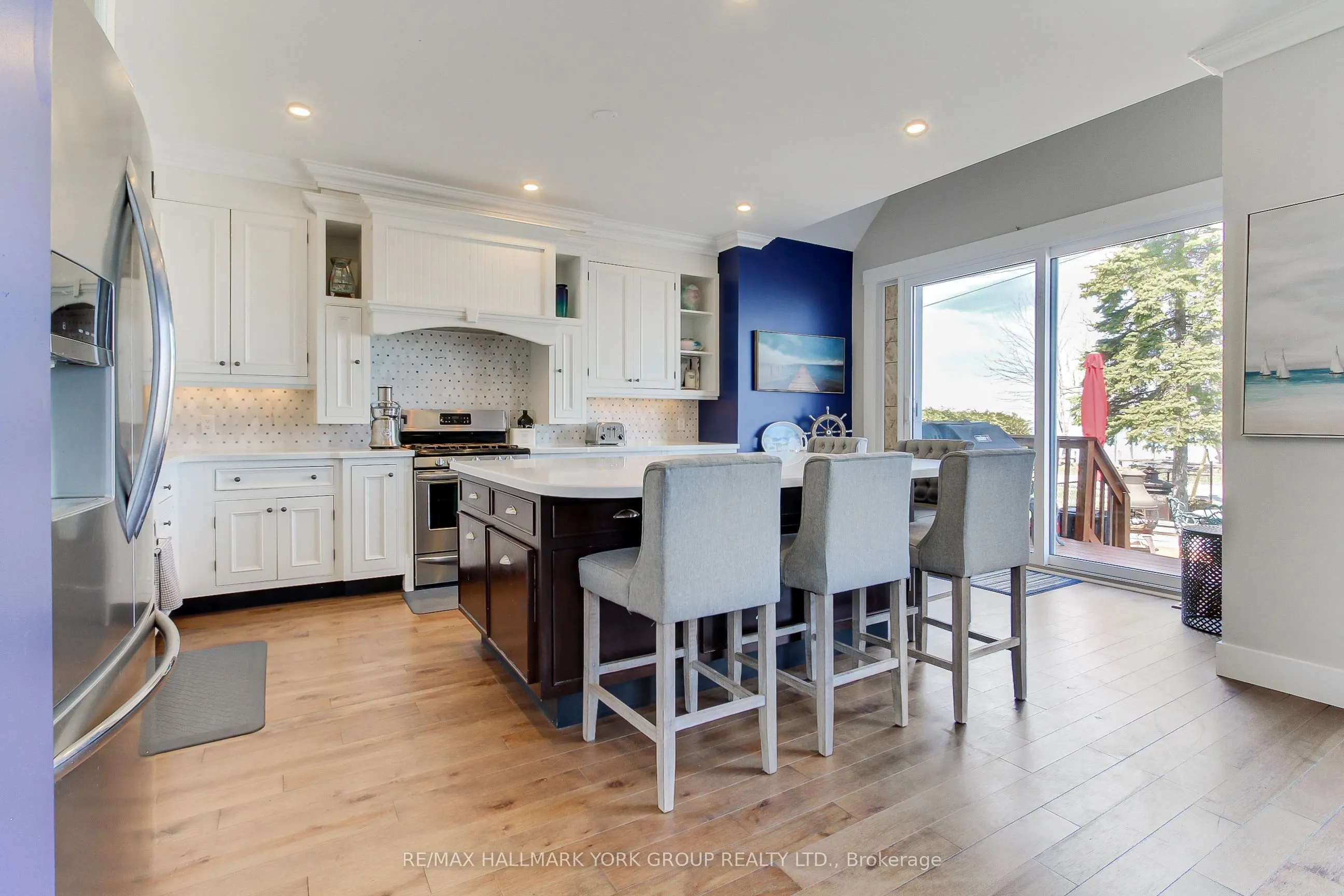 303 LAKE DR EAST Drive