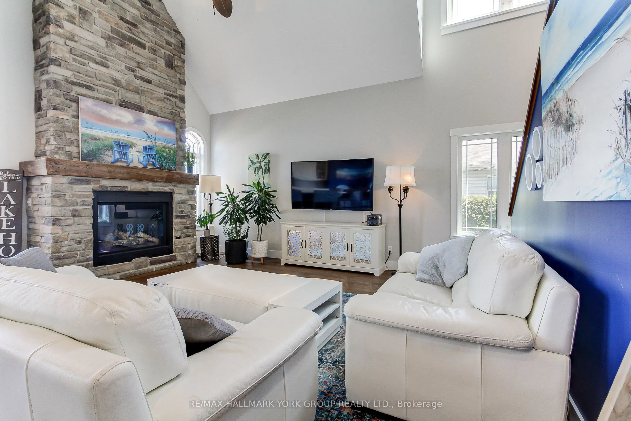 303 LAKE DR EAST Drive