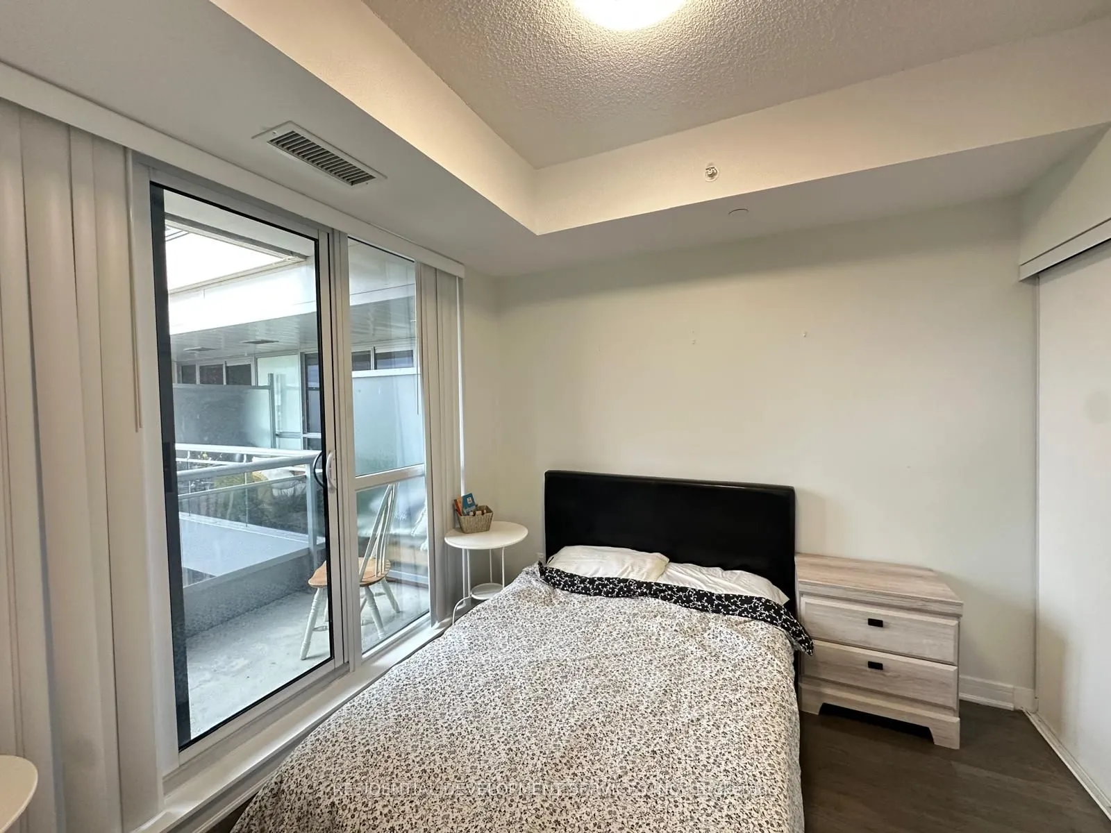 9199 Yonge Street, #616