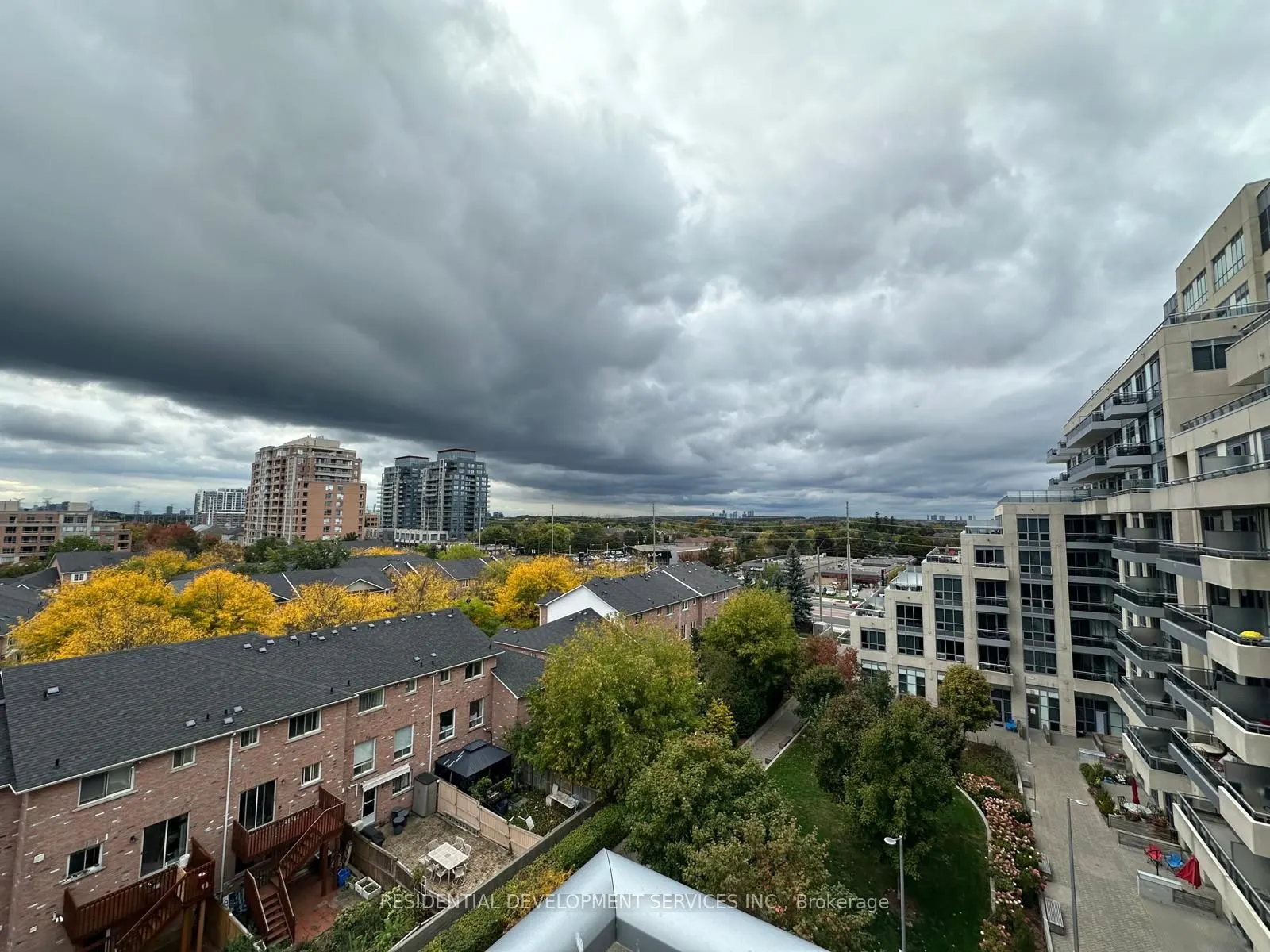 9199 Yonge Street, #616