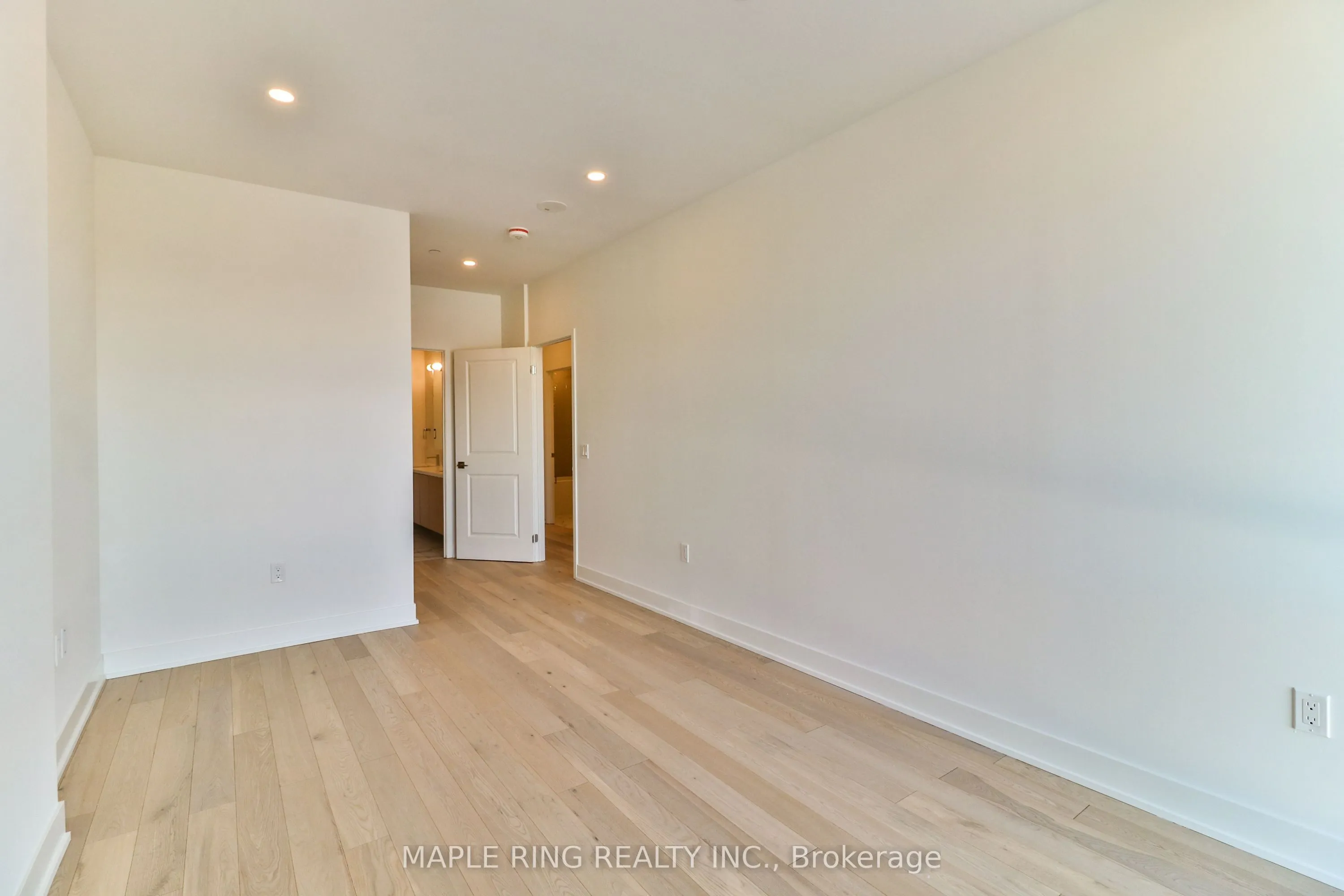 2908 Highway 7 Road, #Th103