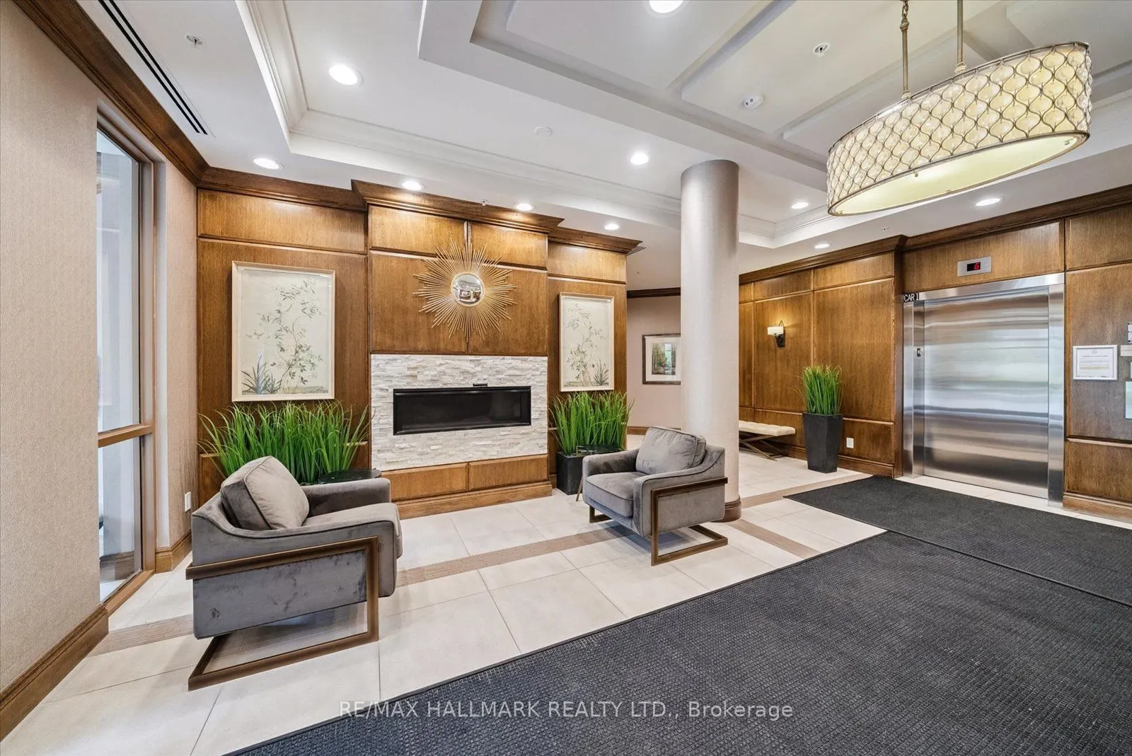 68 Main Street N, #311