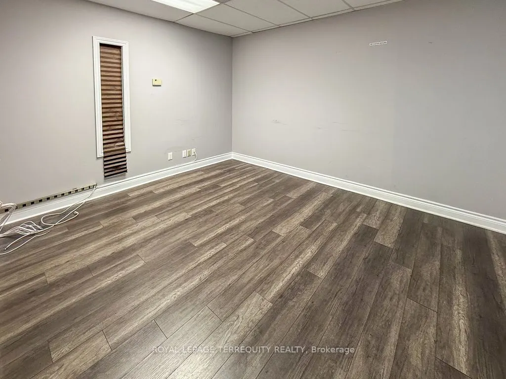 5402 Main Street, #203