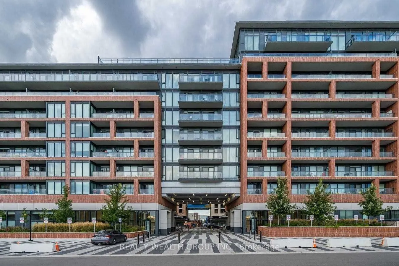 99 Eagle Rock Way, #903