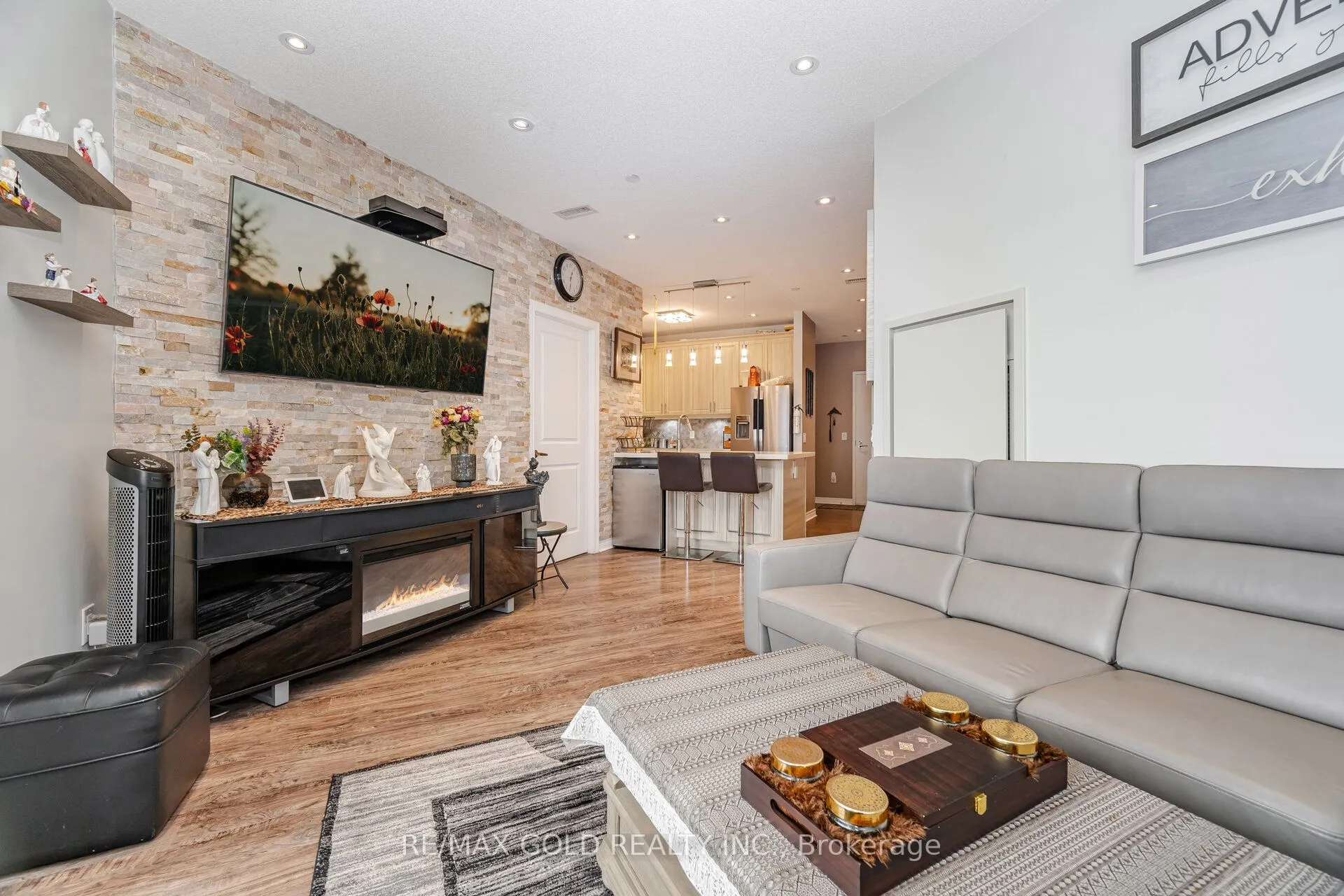 7325 Markham Road, #715