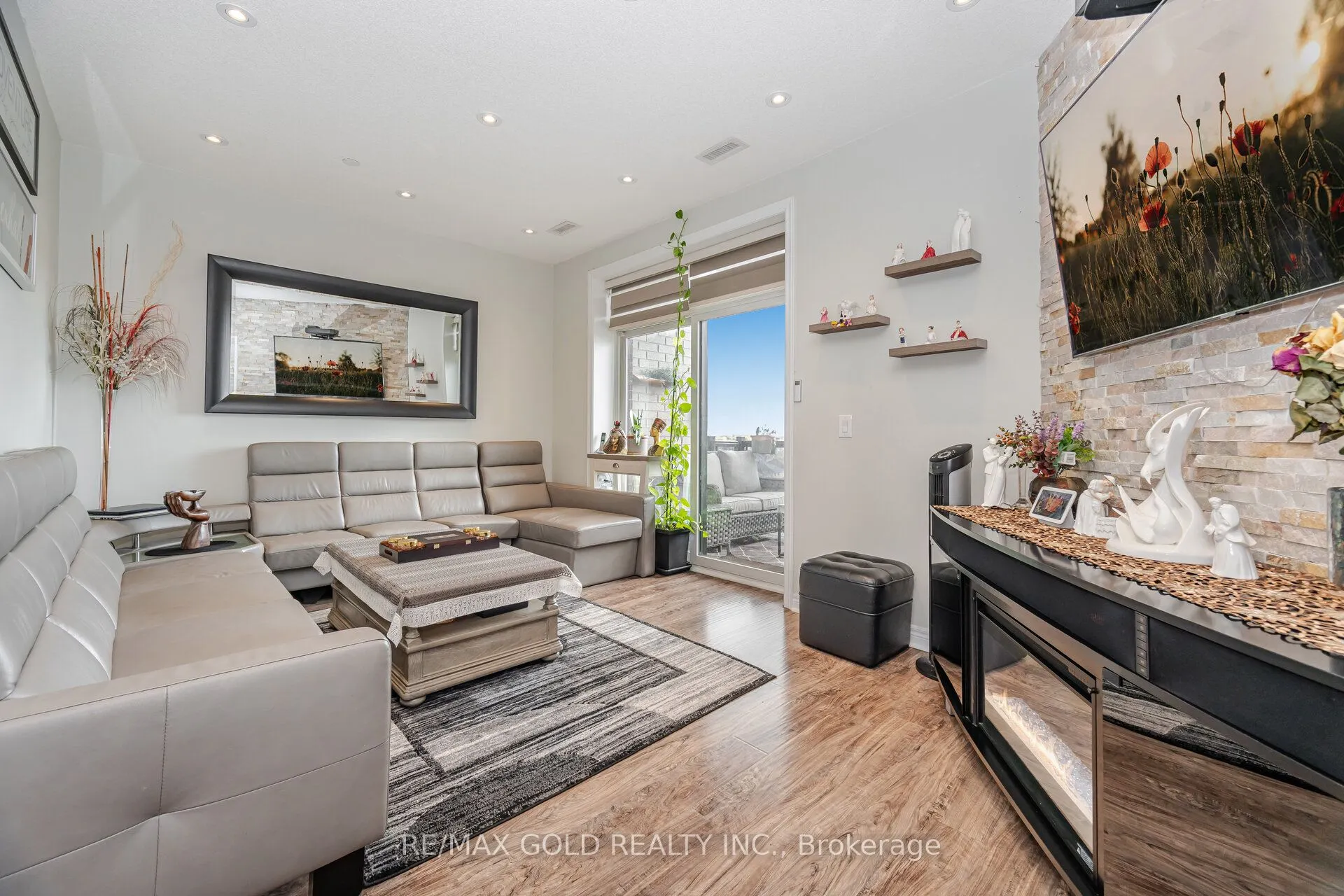 7325 Markham Road, #715