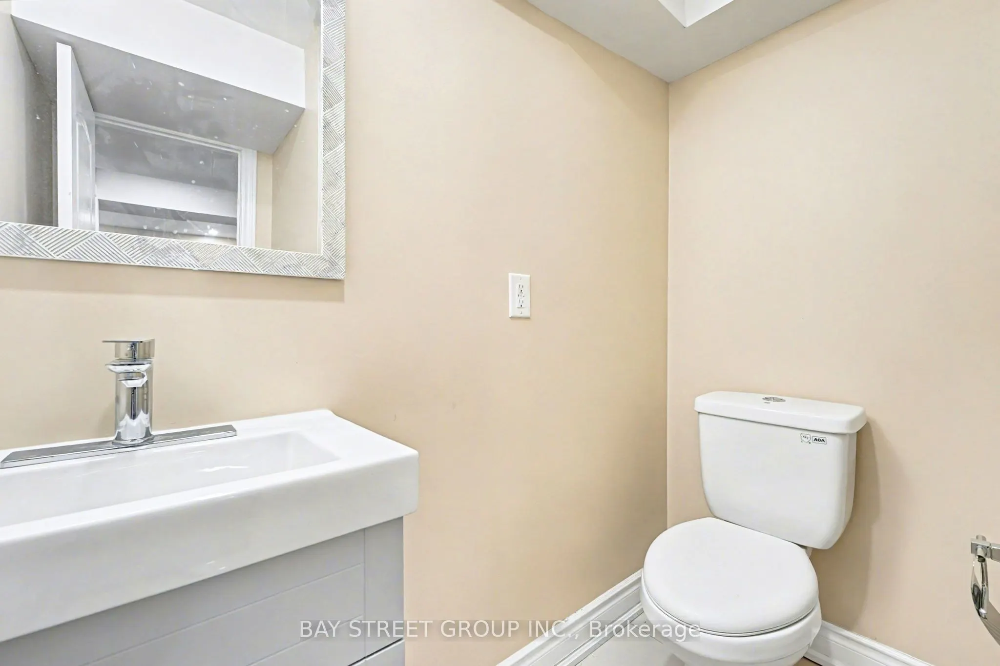 19 Goldlist Drive, #Basment