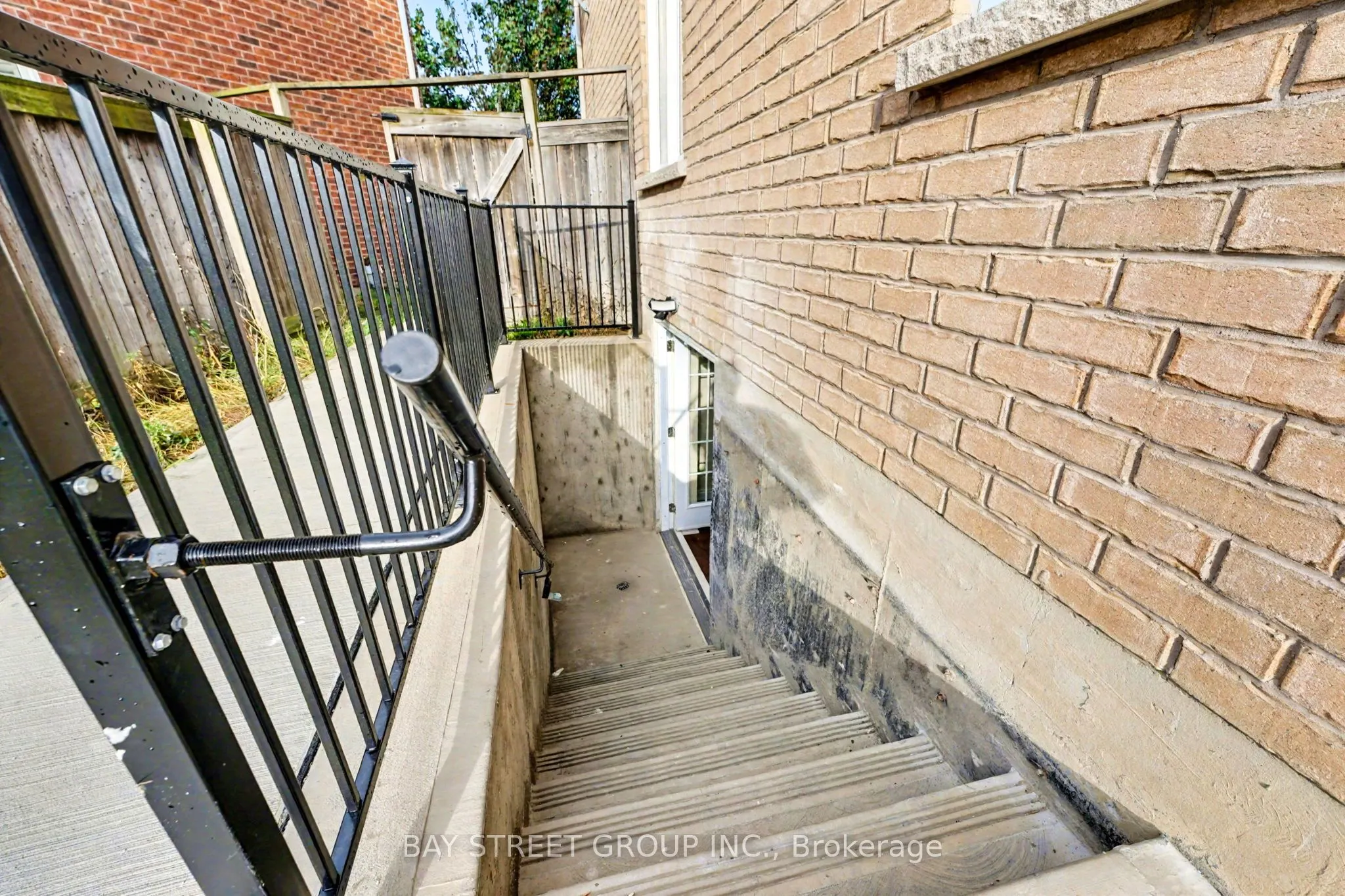 19 Goldlist Drive, #Basment