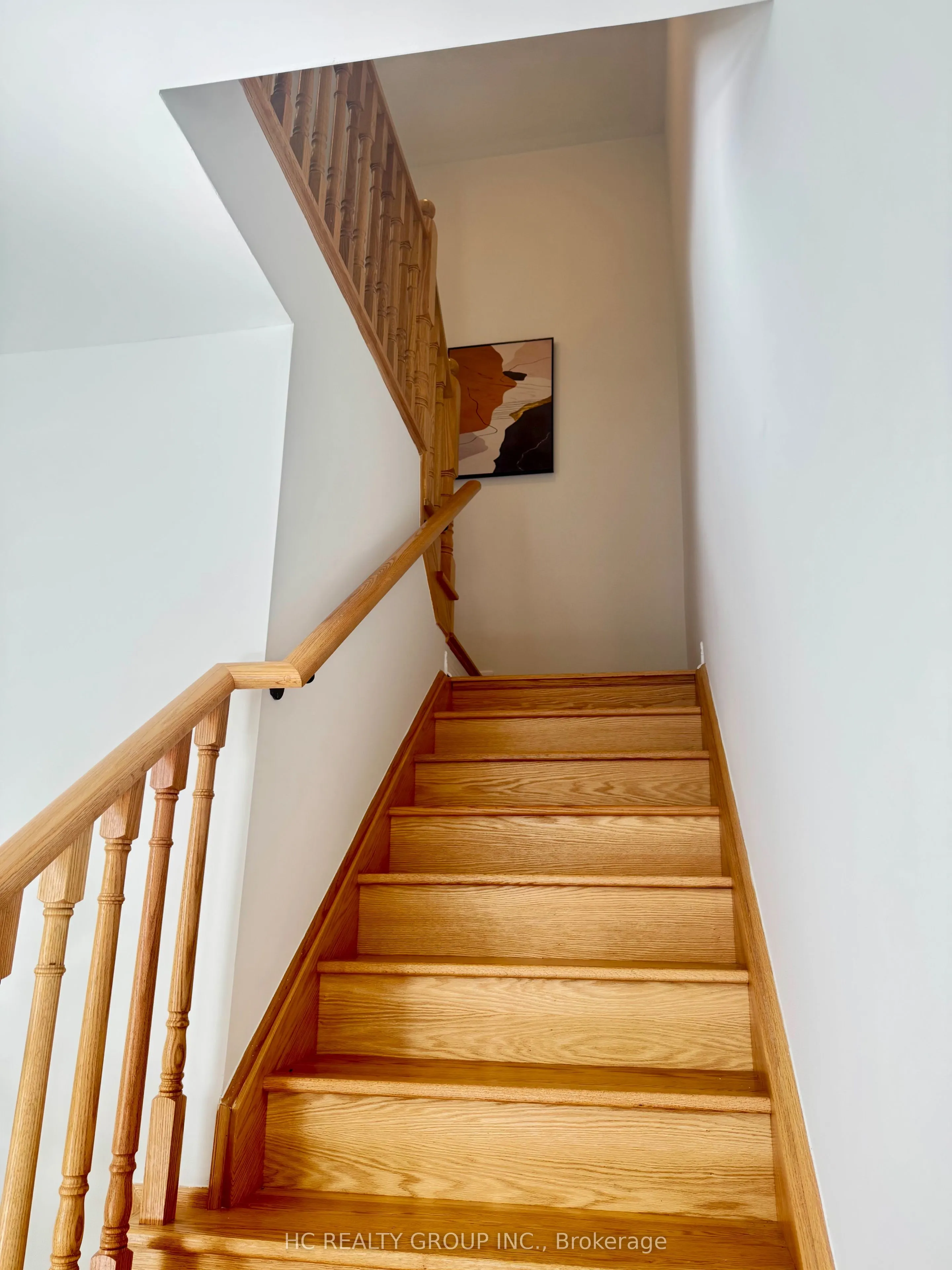 112 Robert Eaton Avenue W