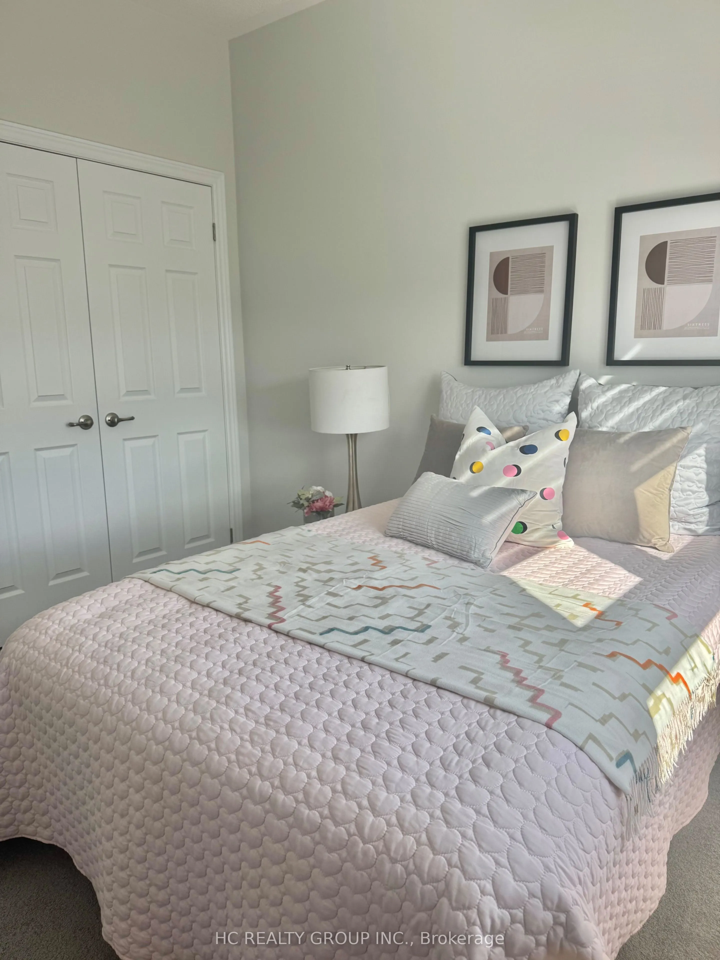 112 Robert Eaton Avenue W
