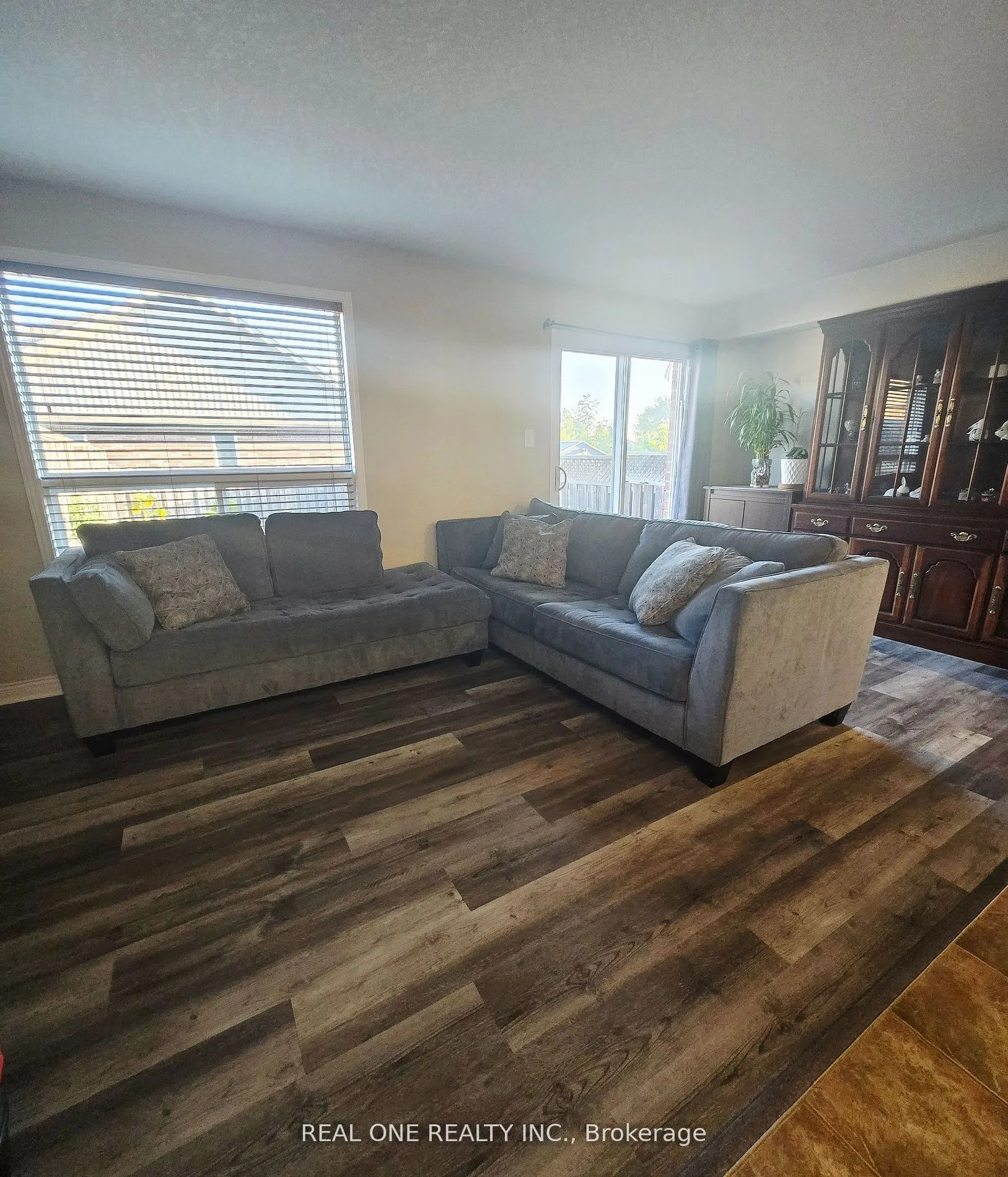 43 Shephard Avenue