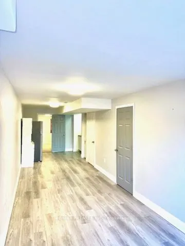 34 WALTER SINCLAIR Court