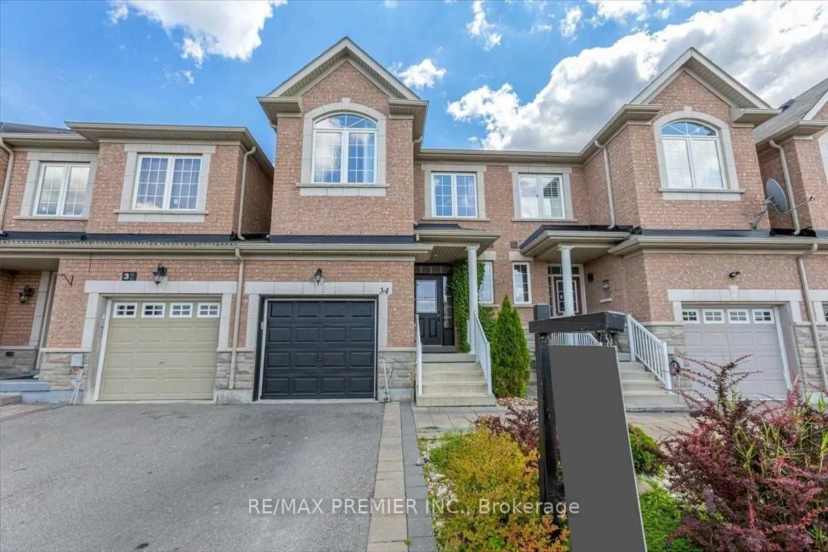 34 WALTER SINCLAIR Court