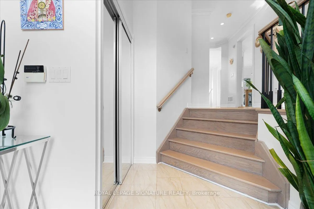 12 Pietro Drive