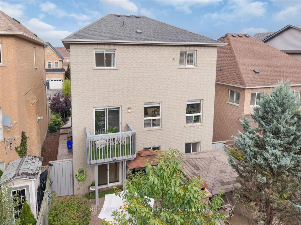 12 Pietro Drive
