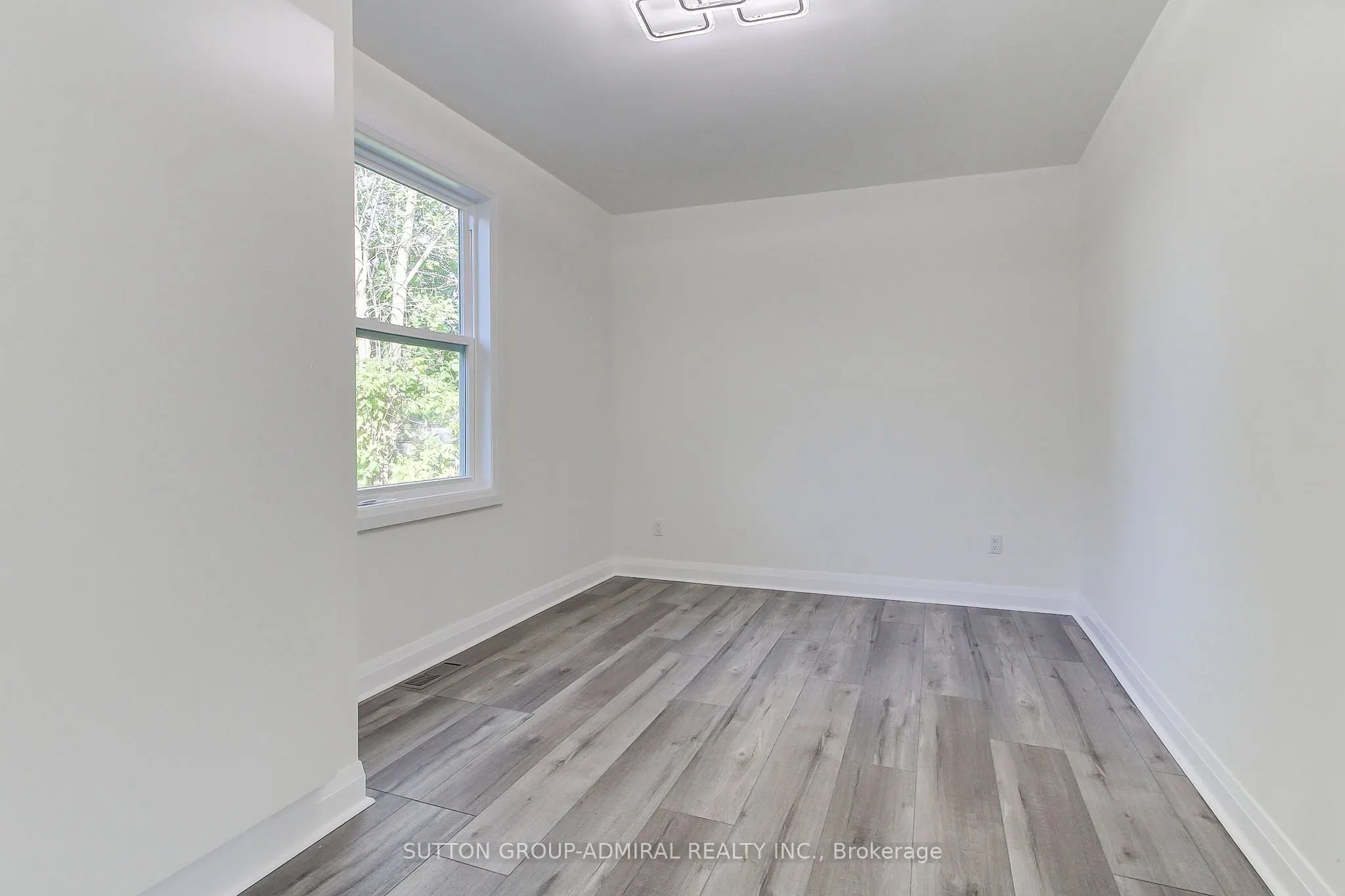 836 Montsell Avenue