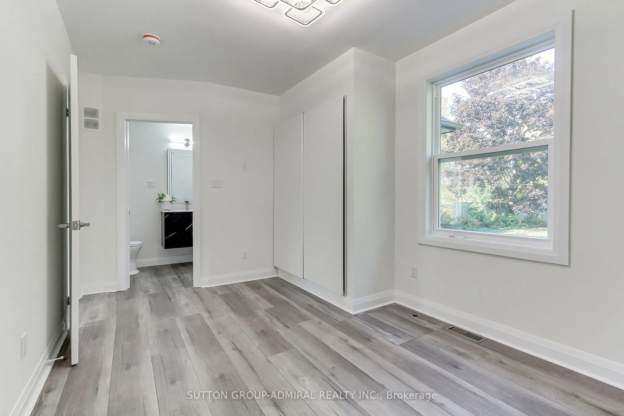 836 Montsell Avenue
