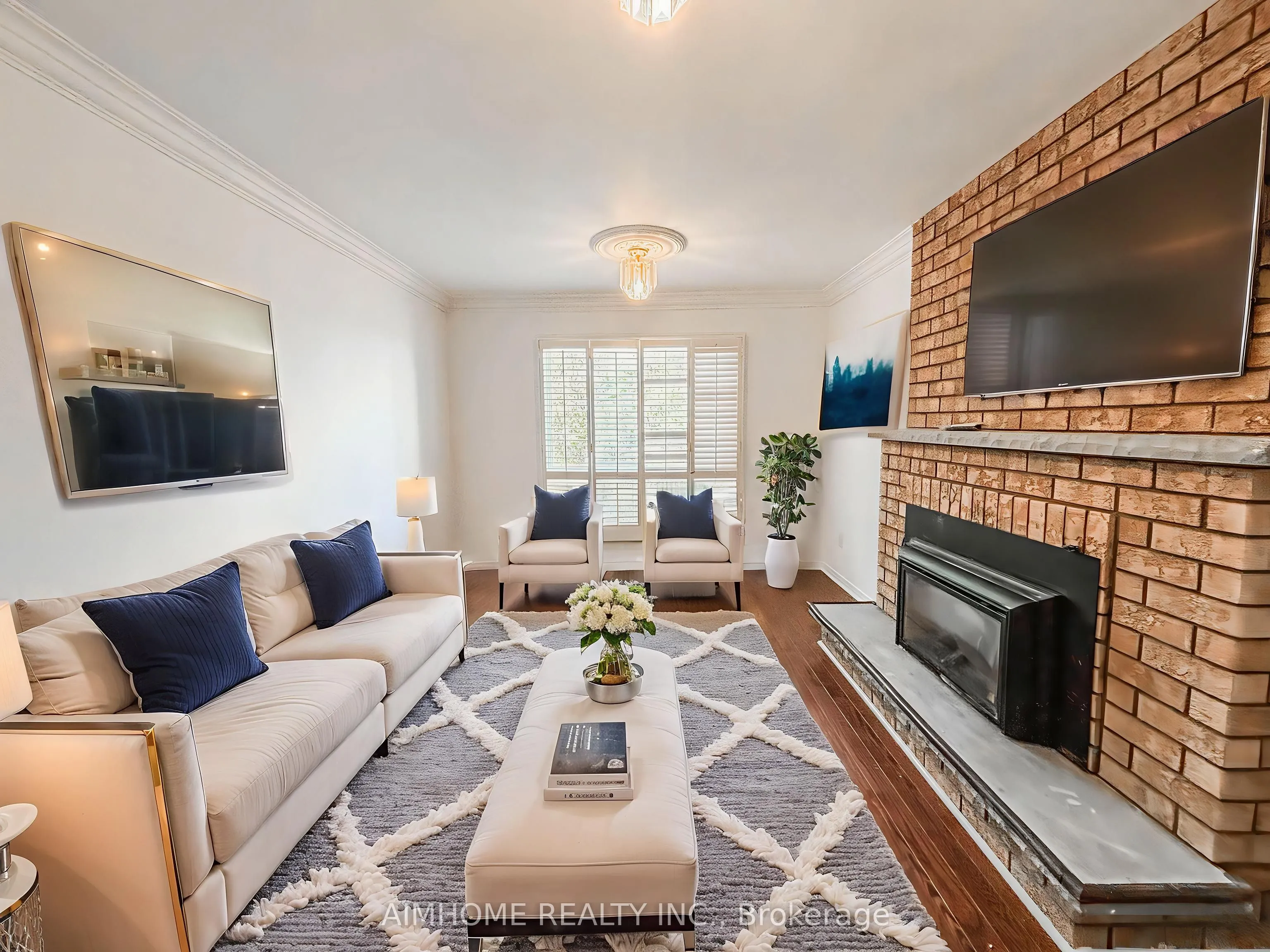87 Ballard Crescent