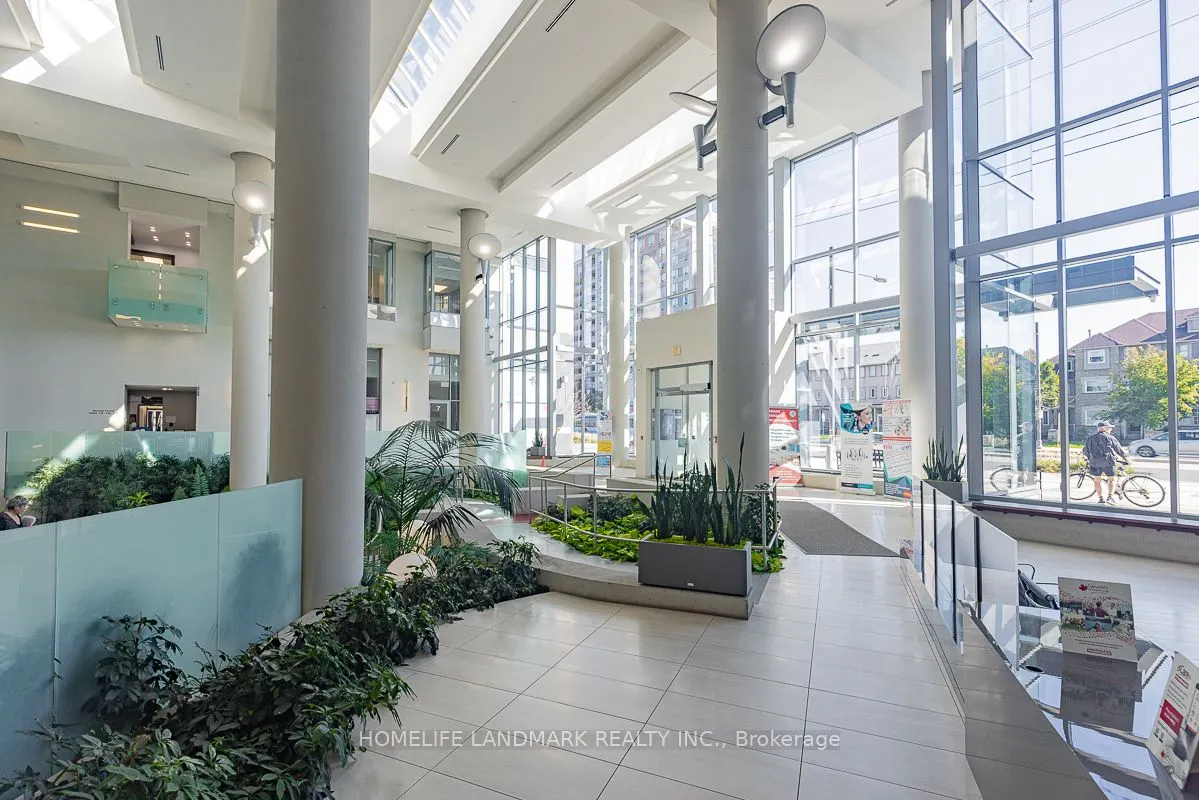9088 Yonge Street, #507