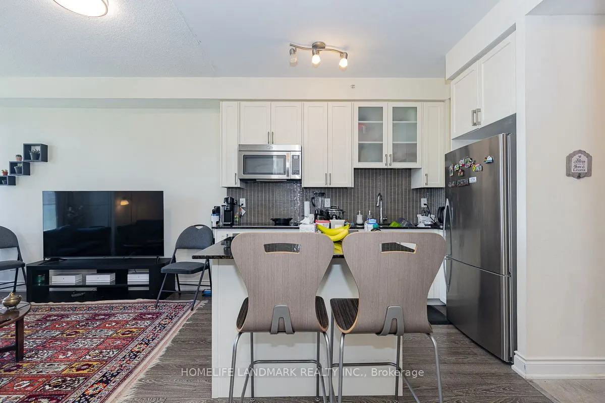 9088 Yonge Street, #507